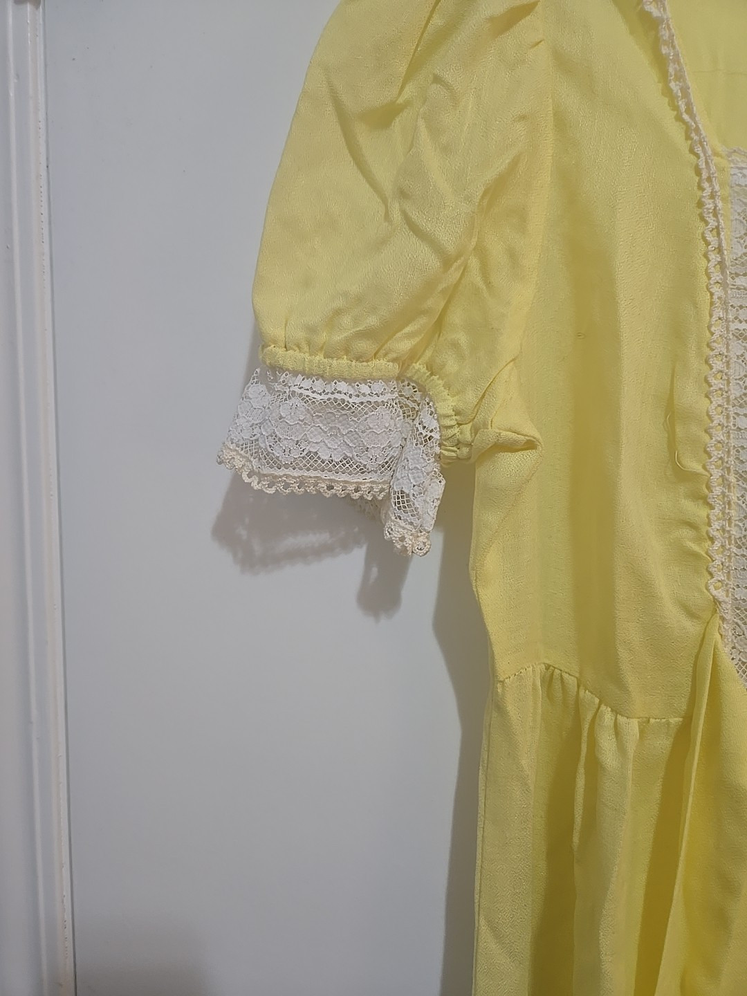 Connie Sage Women’s Vintage Dress Short Sleeve Lace Details Yellow Tie Zipper