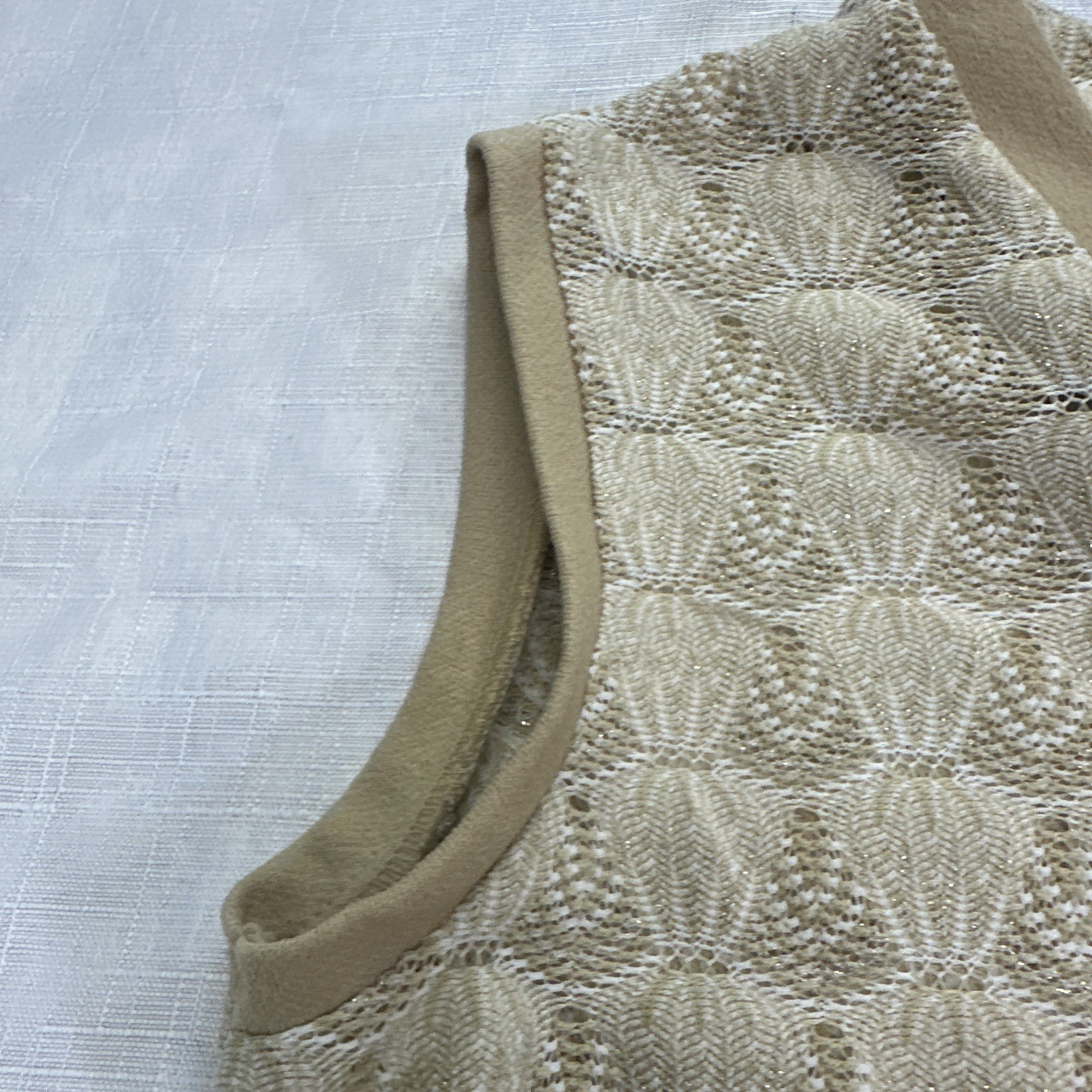 VTG Sears Fashion Beige Gold Metallic Knit Shell Top V-Neck Sleeveless 60s 70s