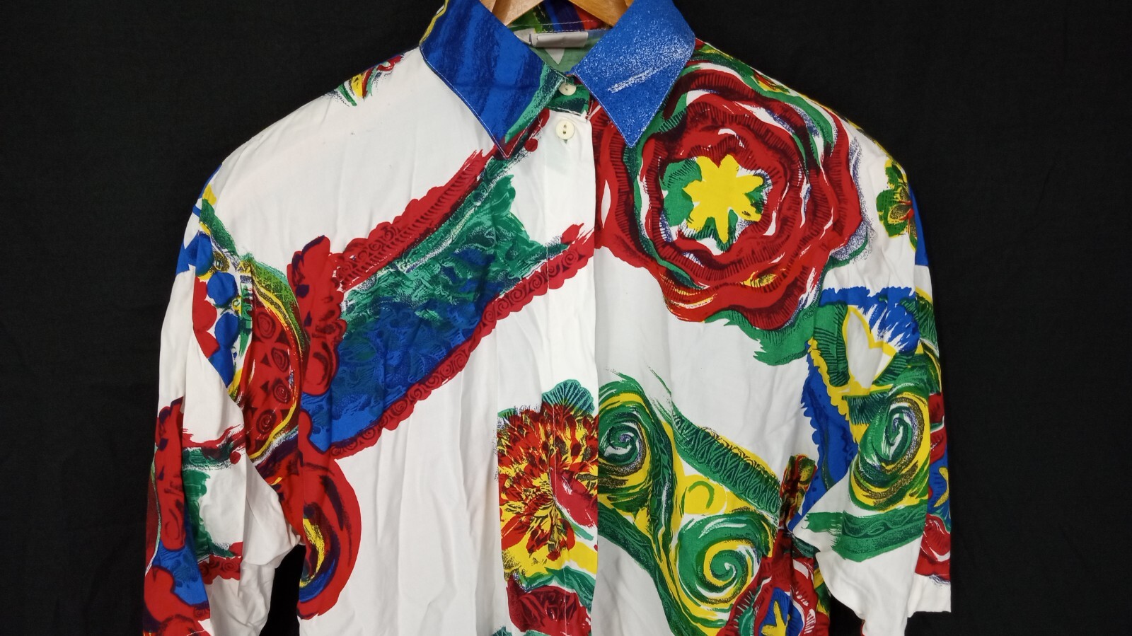 Y2K 90’s Marca ( Italy ) abstract bright colors European Women’s Shirt medium