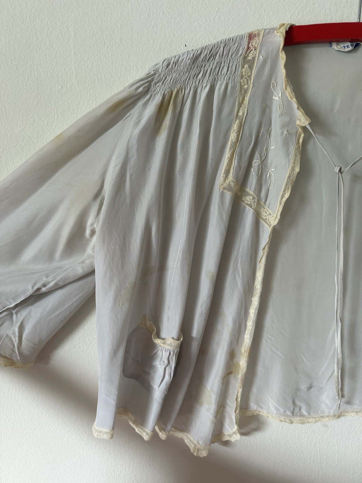 Vintage 1930s Trousseaux by Terris Grey Blue Bed Jacket W/ Ivory Lace *stains
