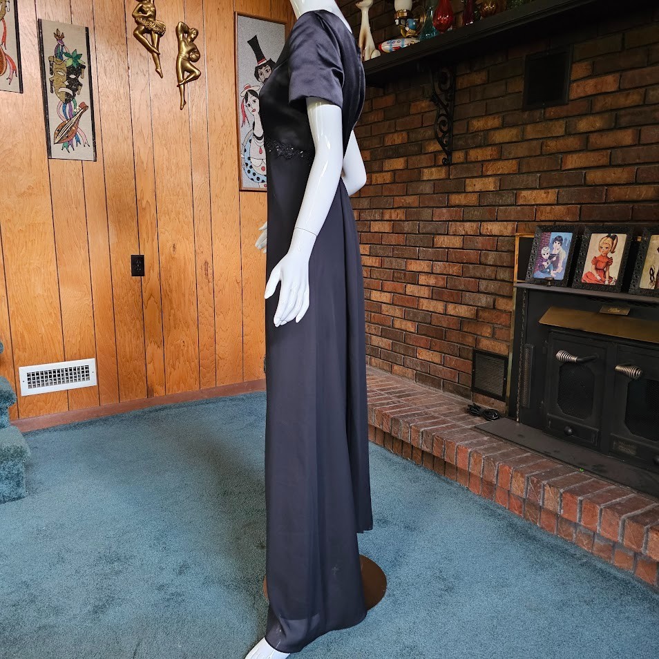 Vtg 90s Curvy Goth Black Chiffon Waterfall Maxi Fiesta Prom Formal Dress Gown L
