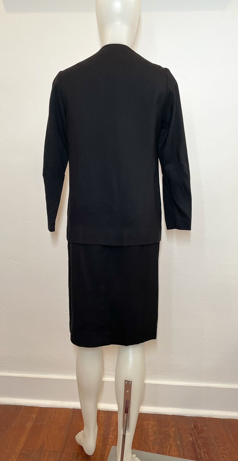 VTG 60s Women’s Suit Strips Bold Black Off White Pencil Skirts SABA JRS CALIF