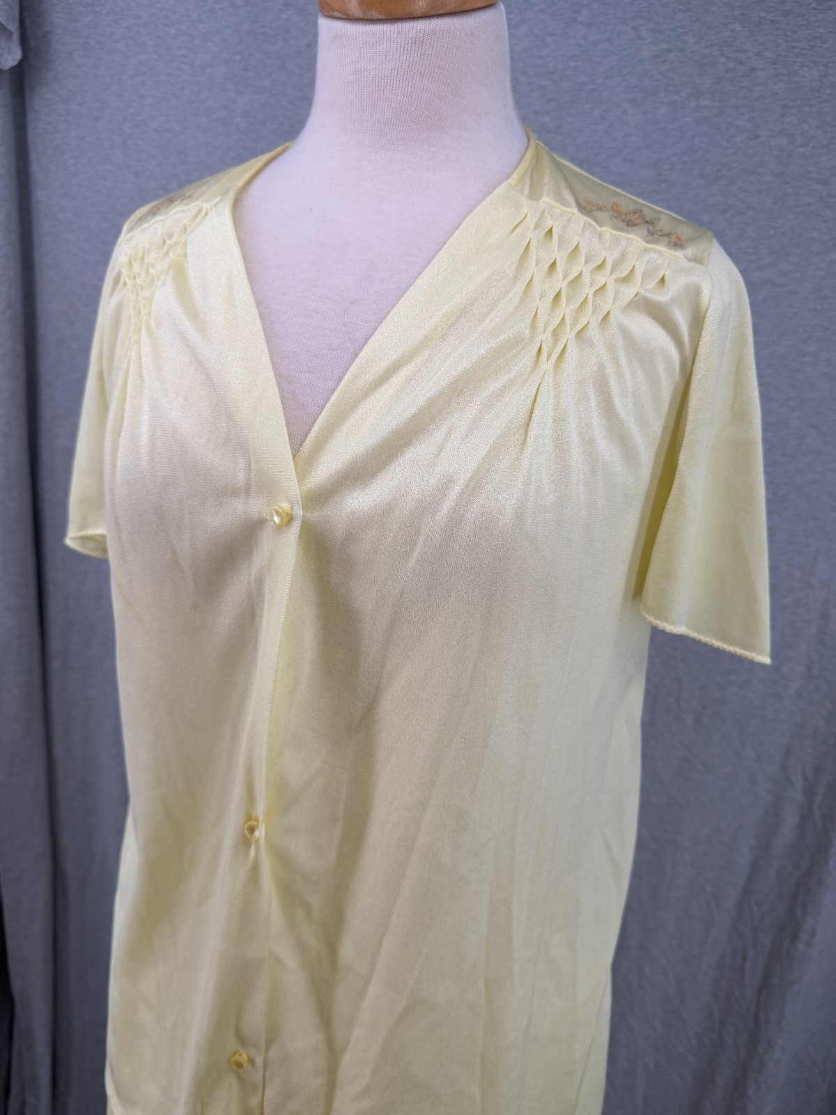 Vtg Kayser Gown Pant Robe Tricot Smocking Sz M 1960’s Embroidered 3 Piece Set