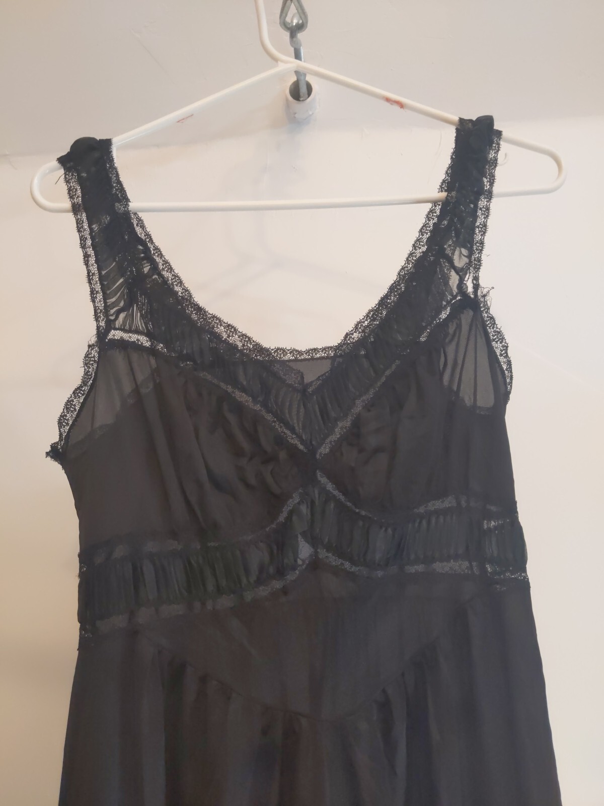 Vtg Gotham Gold Stripe Long Black Nightgown Nylon Tricot