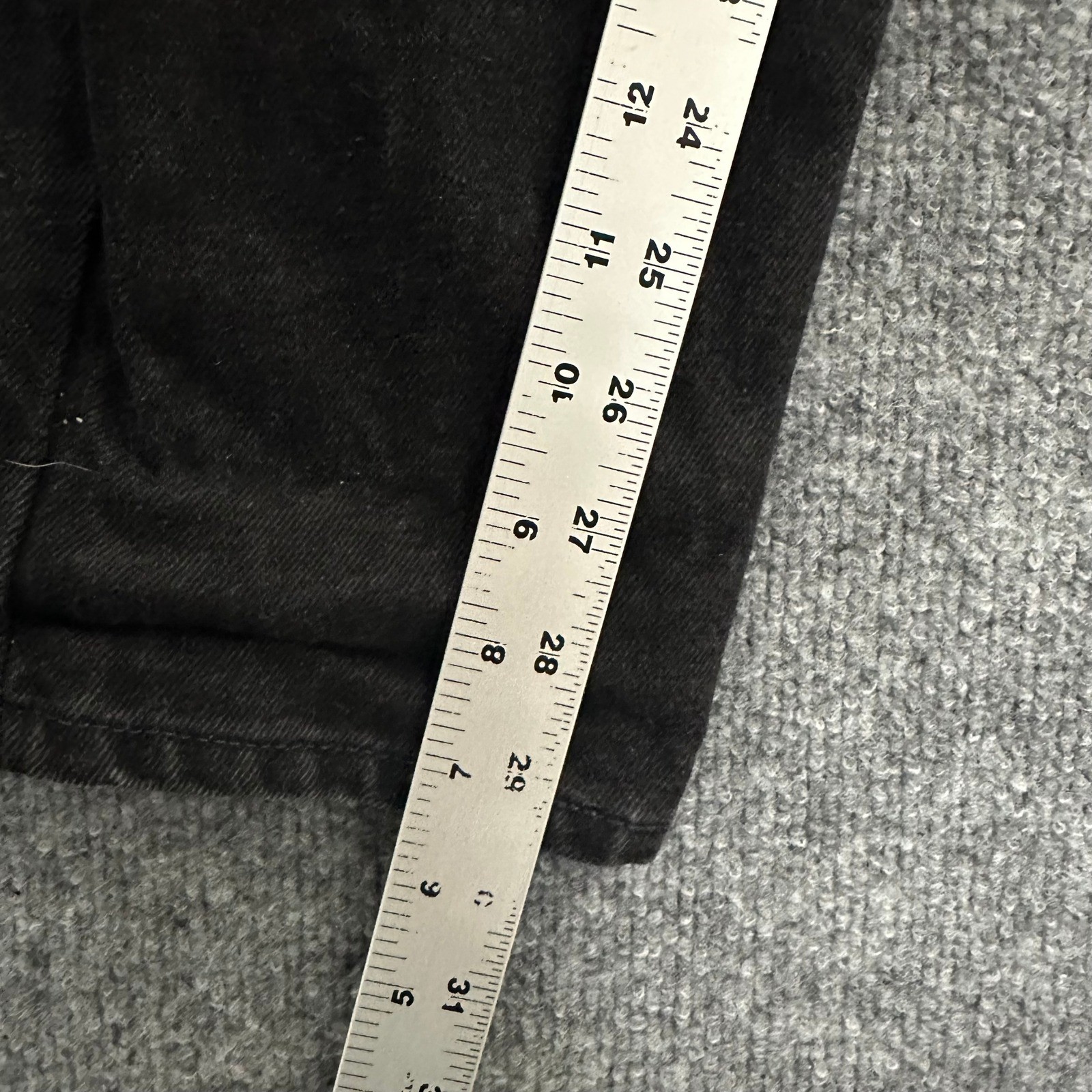 Levi’s Jeans Womens Size 12 MED Black 551 Relaxed Fit Tapered Leg Made in USA