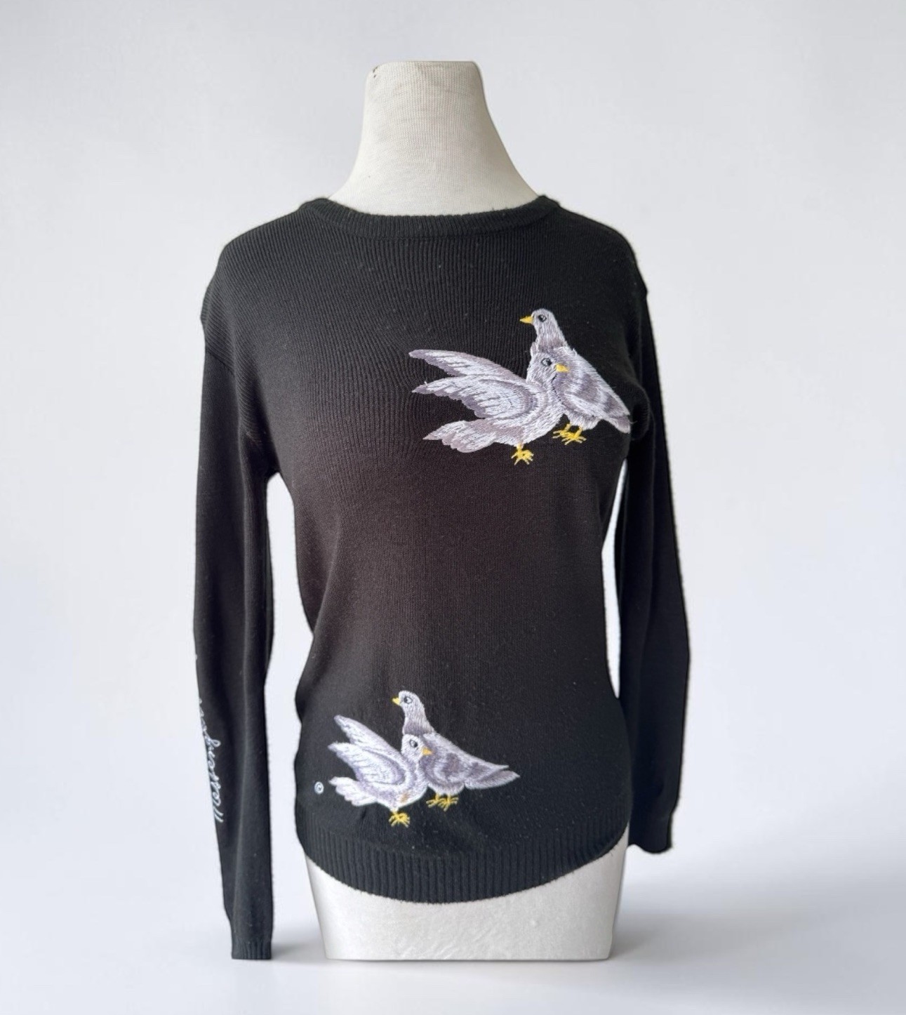 Vtg 70s Cyn Les Black Turtle Dove Embroidered Sweater Sz M Peace Messenger Boho