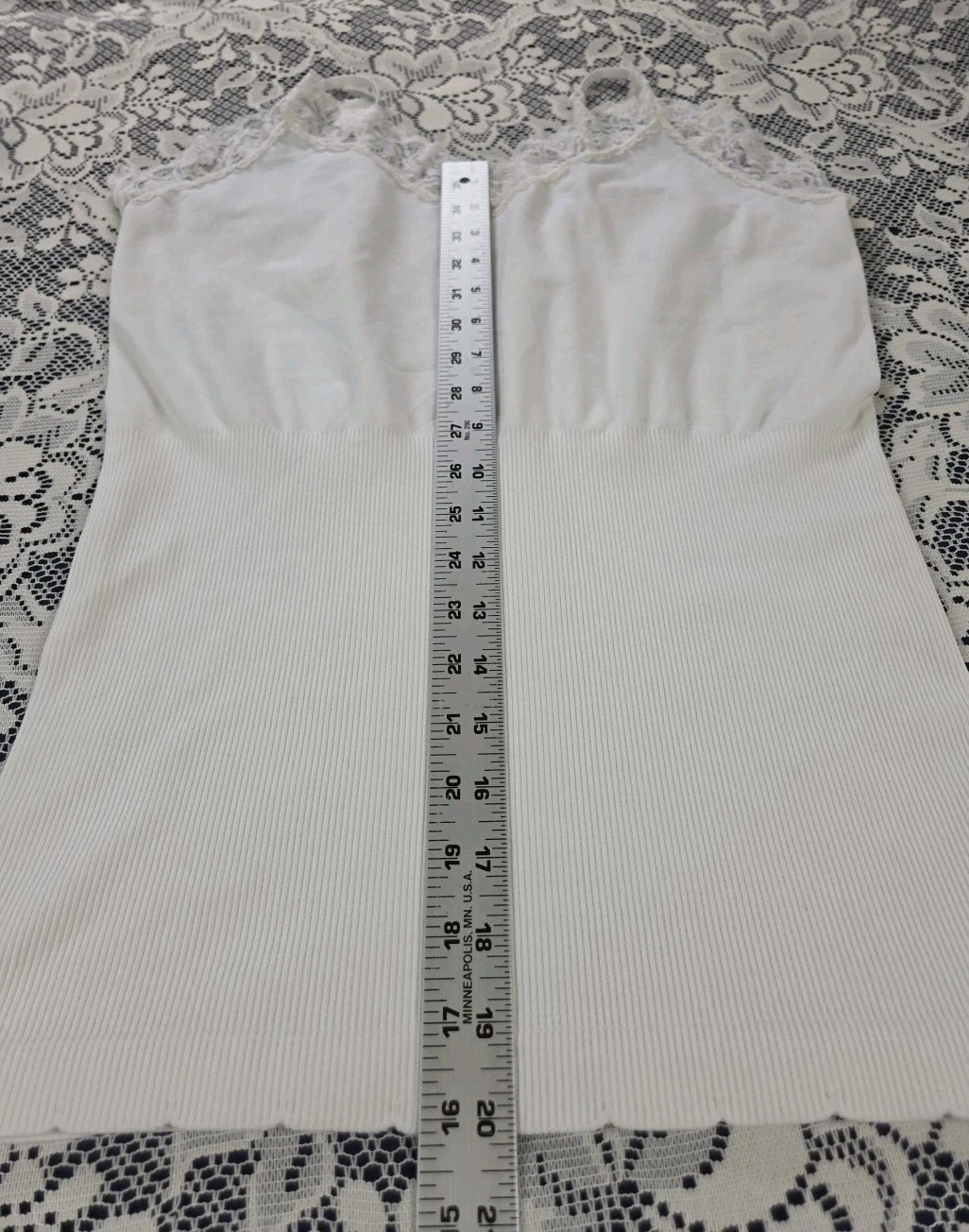 Y2K Cami Top 18 to 24 Ivory Ribbed Tagless Seamless Adjustable Straps Last Exit