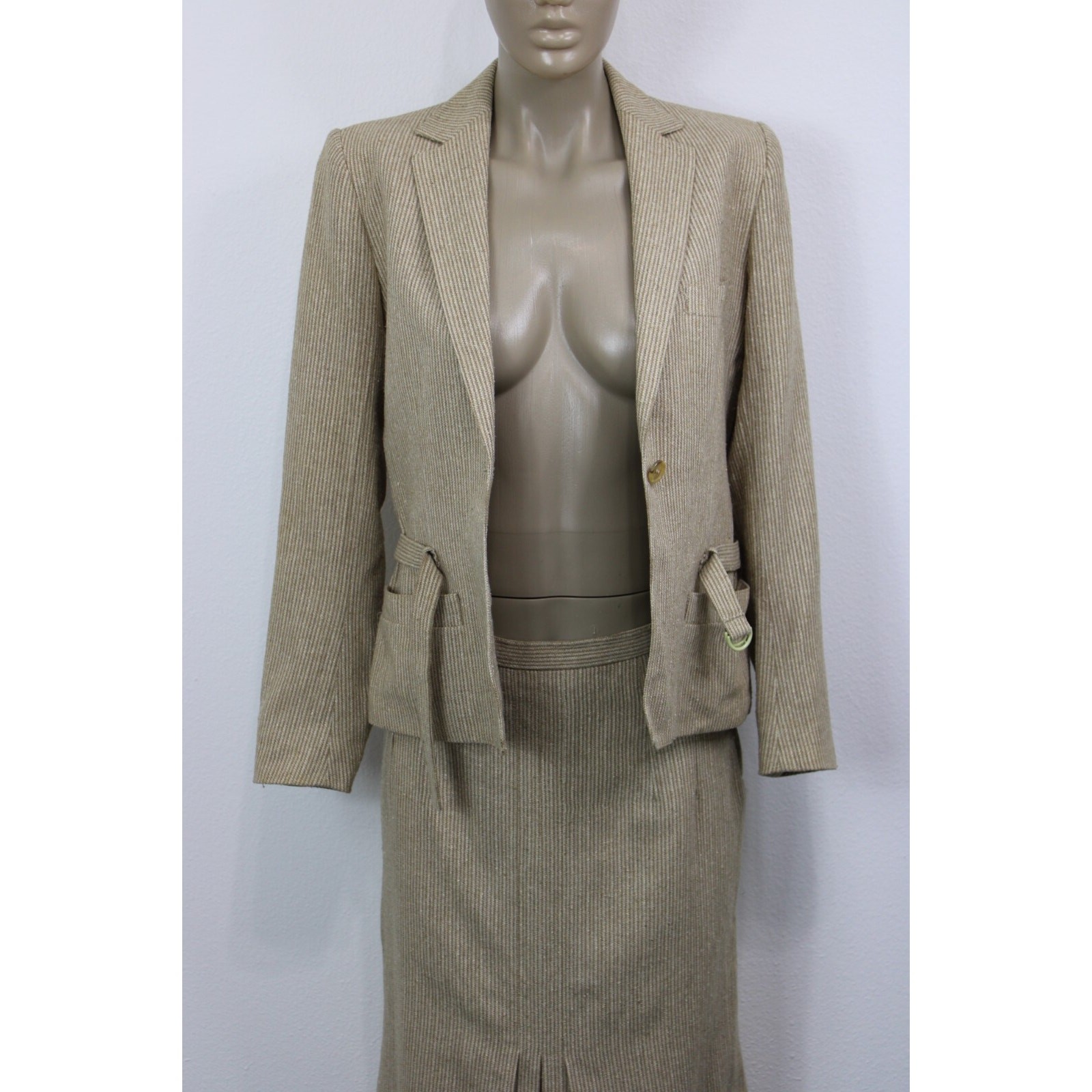 GUY LAROCHE Size 38 DIFFUSION Vintage Women’s Suit Jacket & Skirt Fitted France
