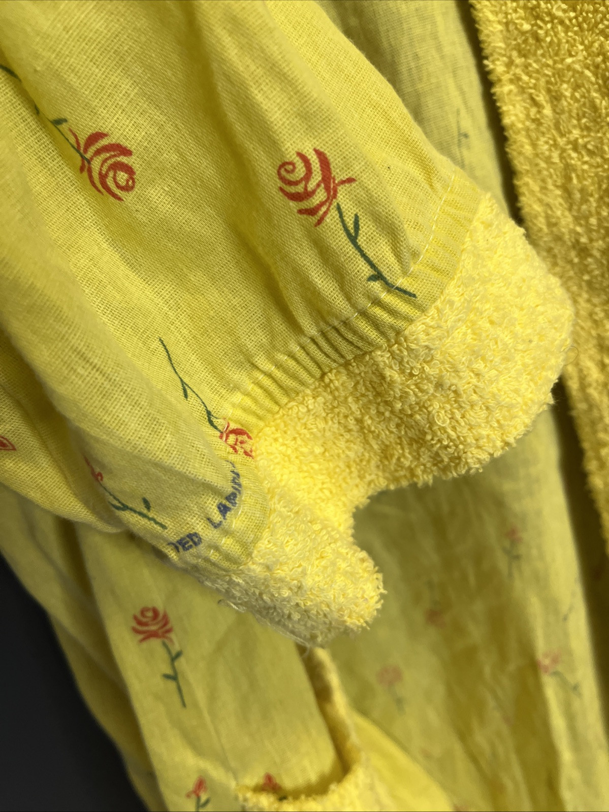 Ted Lapidus” Promotional Robe Yellow Rose Terrycloth Trim Designer Missing Belt