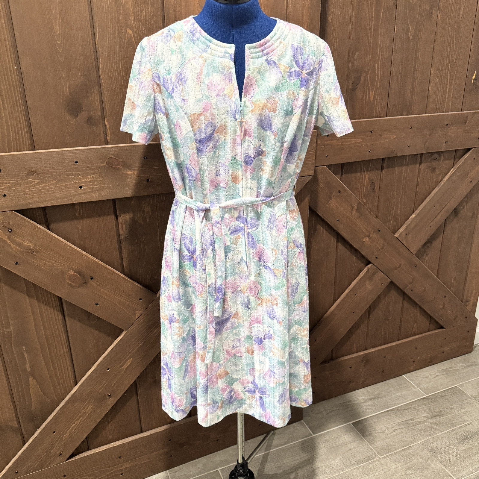 Vintage Women’s Dress Half Zip Pastel Gown Summer Dress Size Large Belted 70’s