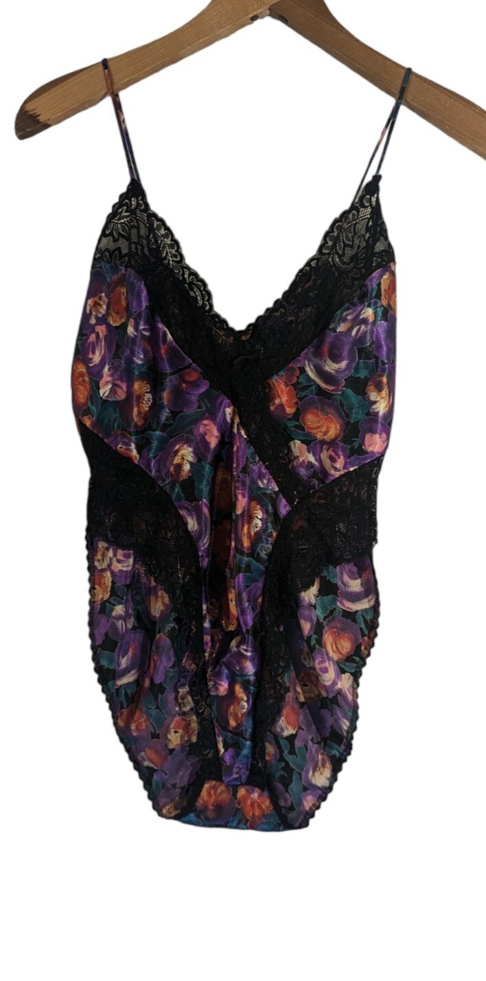 Vtg Polyester Super High-Waisted High Cut Lace Floral Bodysuit Med