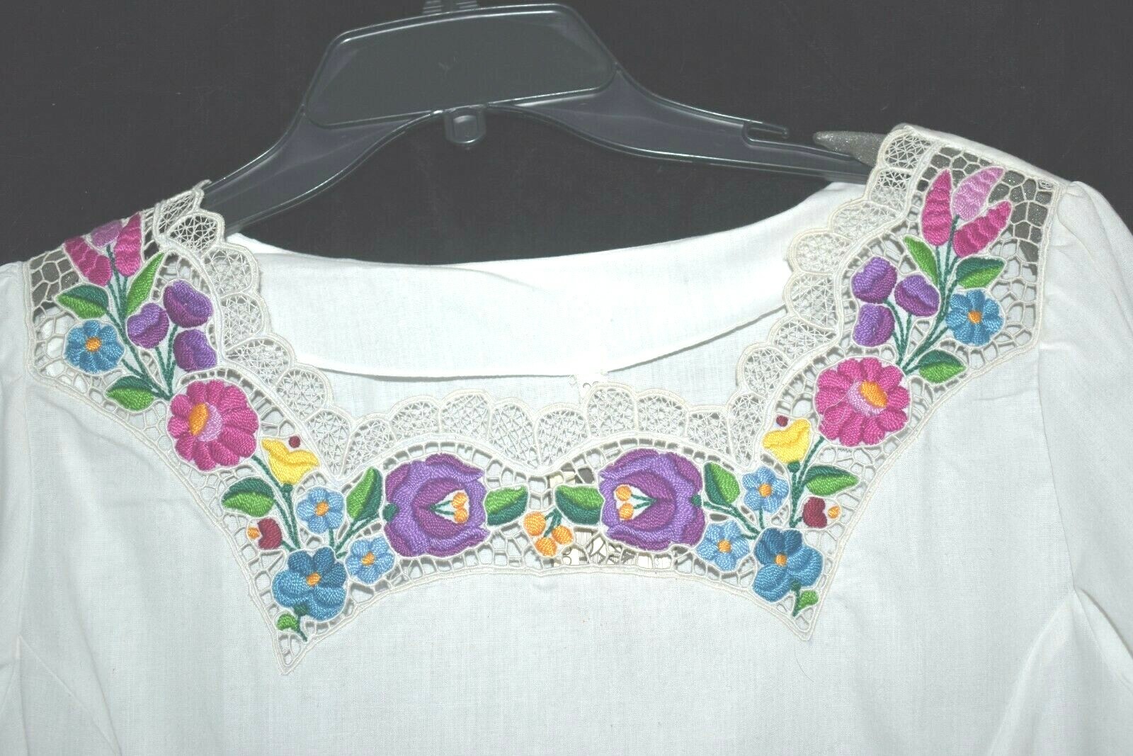 Vintage HUNGAROCOOP Hungarian Folk Embroidered Blouse sz 38 (M) UNWORN w/Tag
