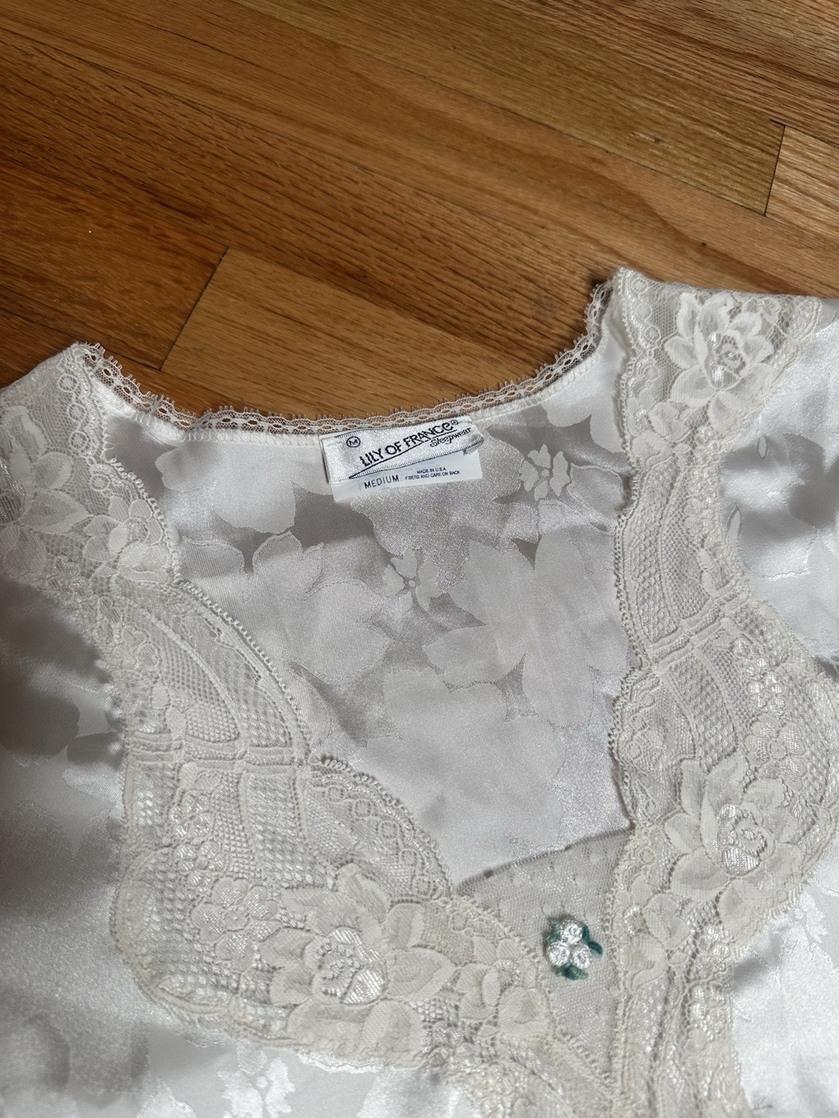 Vintage Lily of France Sleepwear Lace Top Size Medium White Floral