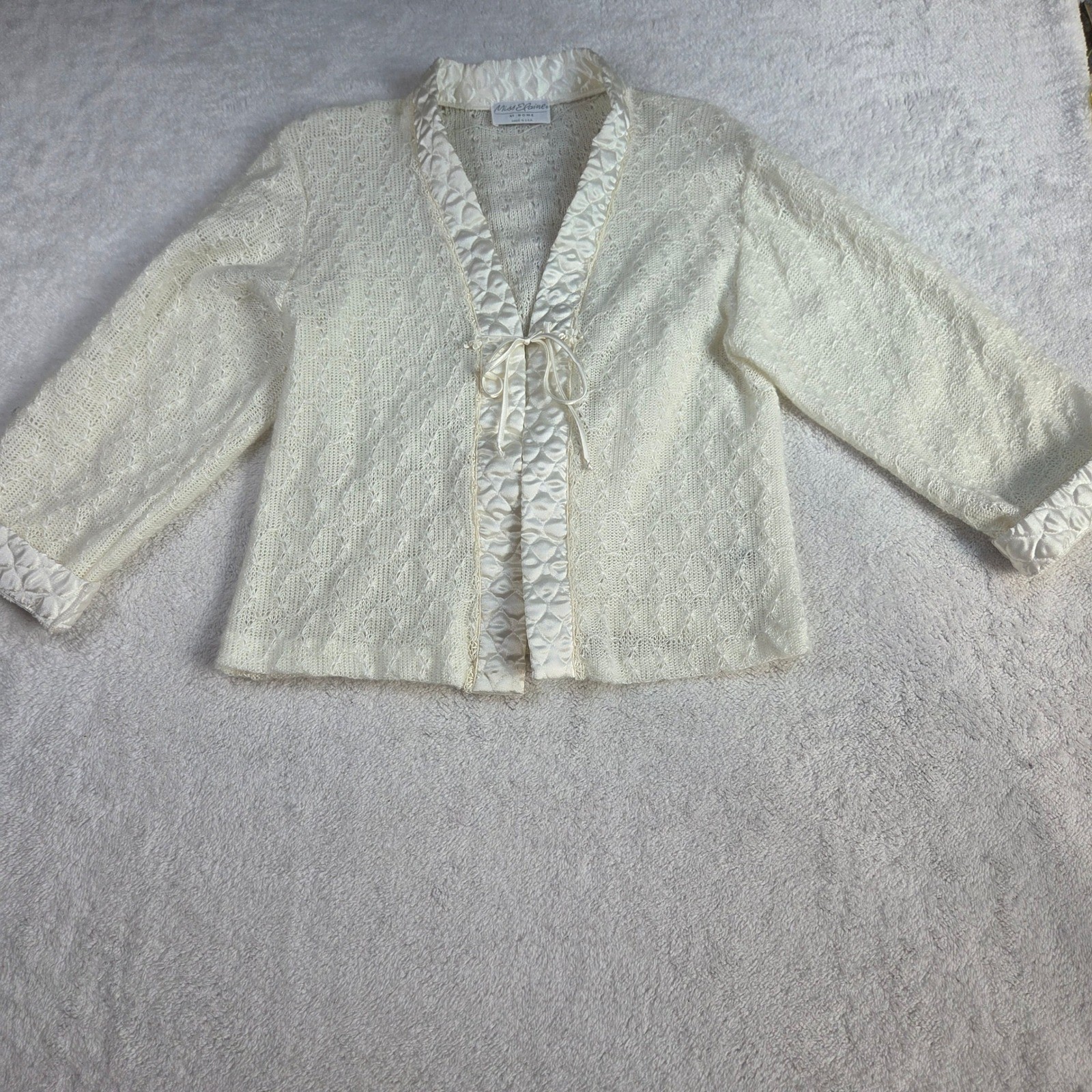 Miss Elaine At Home Vintage Ivory Lace Bed Jacket Quilted Satin Trim Tie Front L