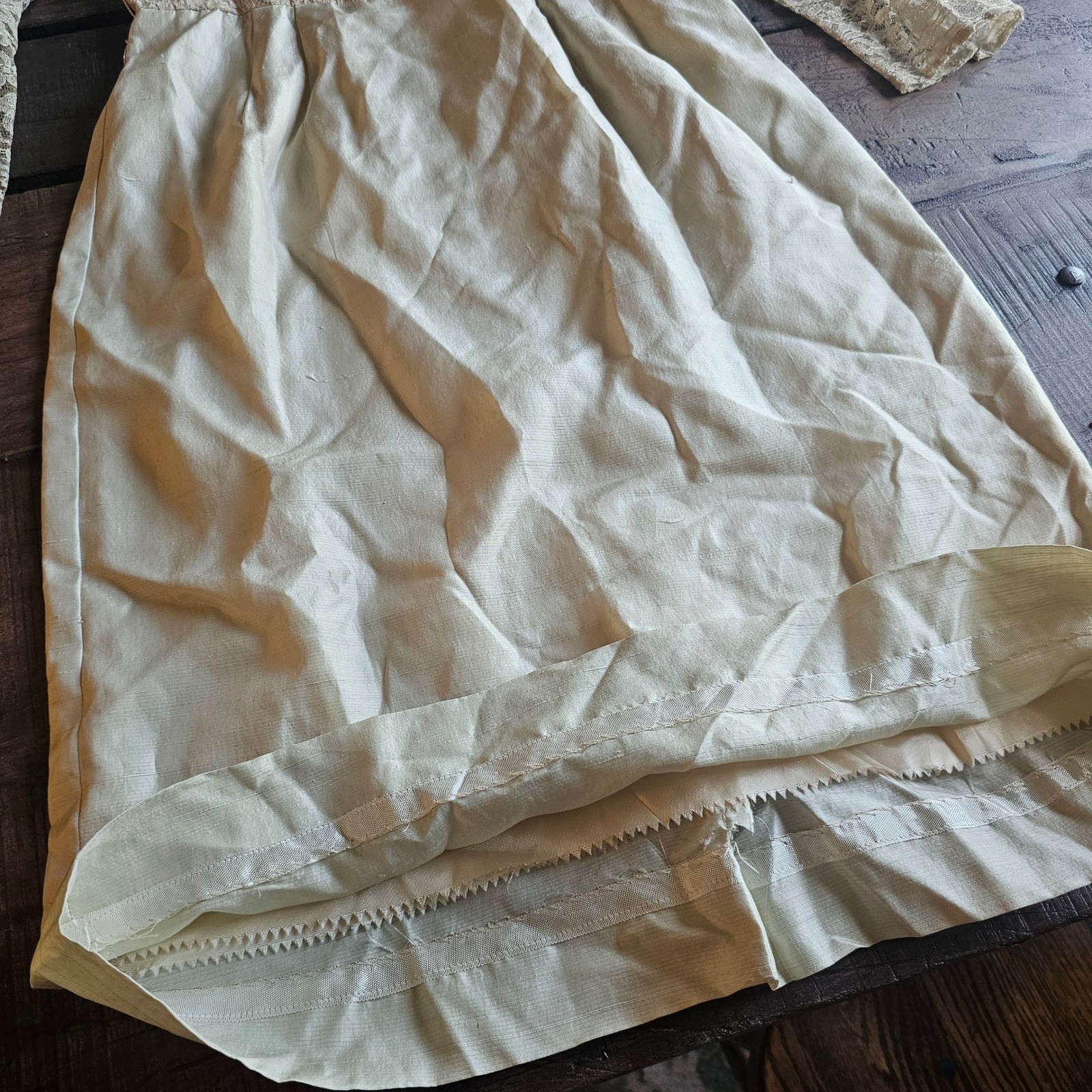 Vintage 1950s Lace Cocktail Dress Cream Scalloped Neck Long Sleeve Pencil Skirt