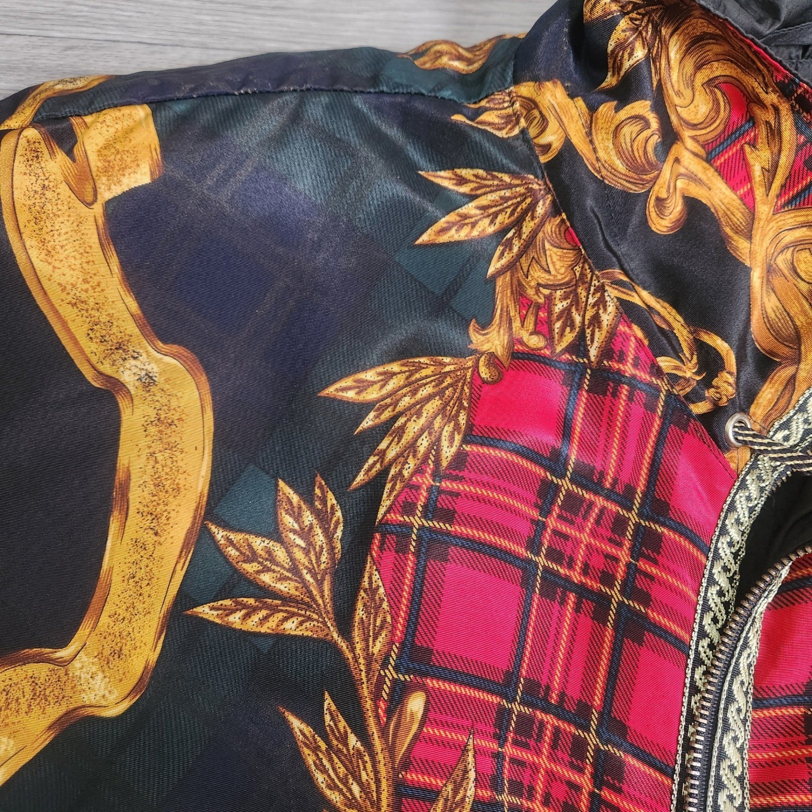 Vintage Giacca Sport Jacket Medium Black Gold Plaid Baroque Puffer Zip Up Plaid