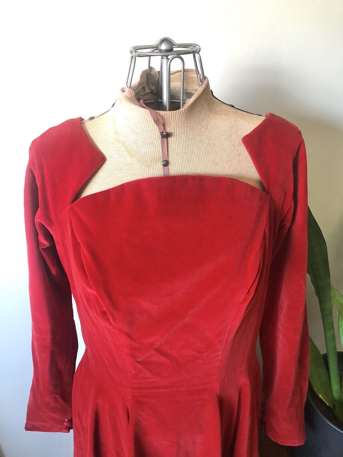 1950’s Lipstick Red Velvet Dress, S/M