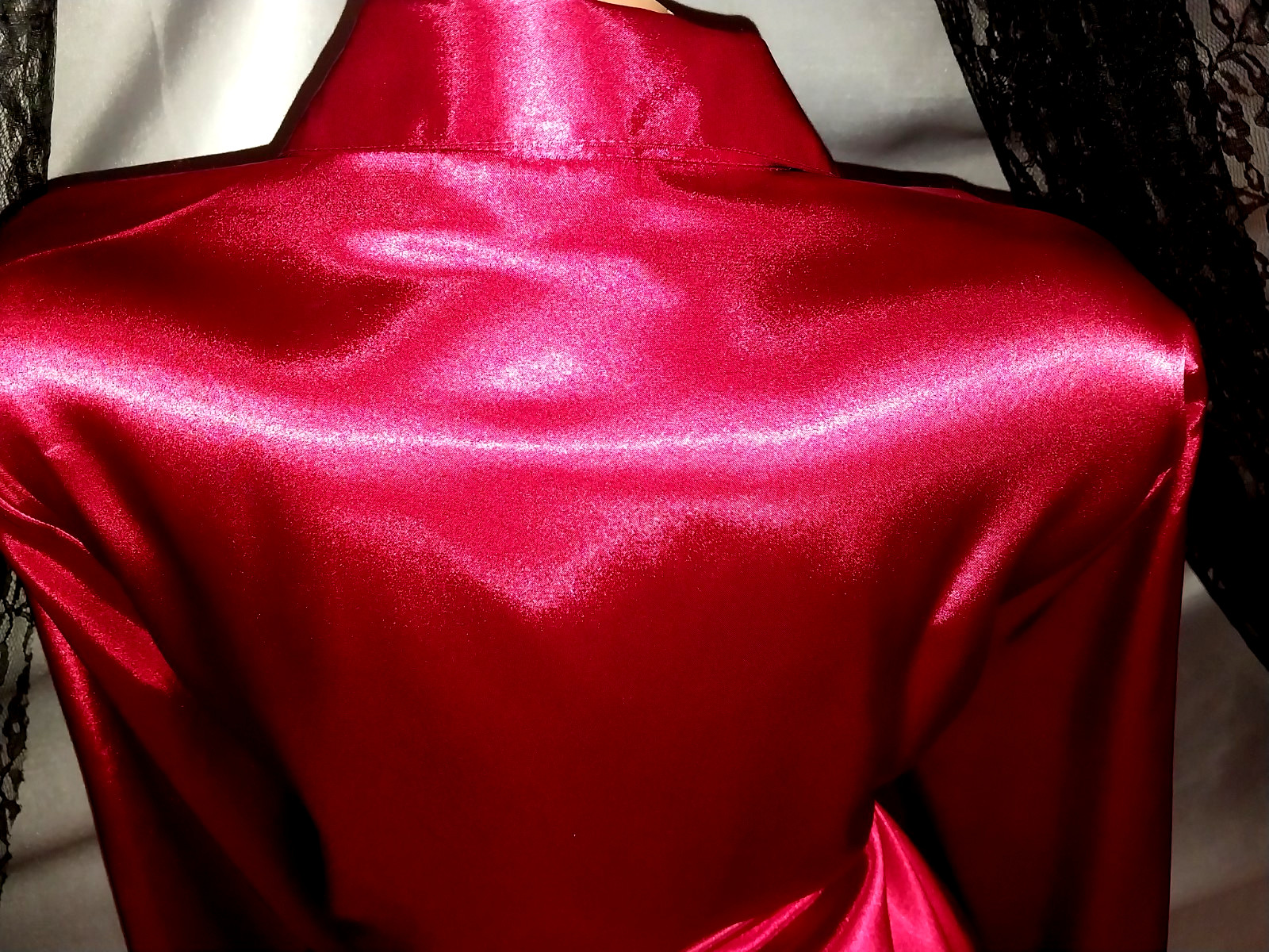 VTG SATIN SHINY RED HIDDEN BUTTON NOTCH COLLAR SECRETARY BLOUSE 48/50 NOS