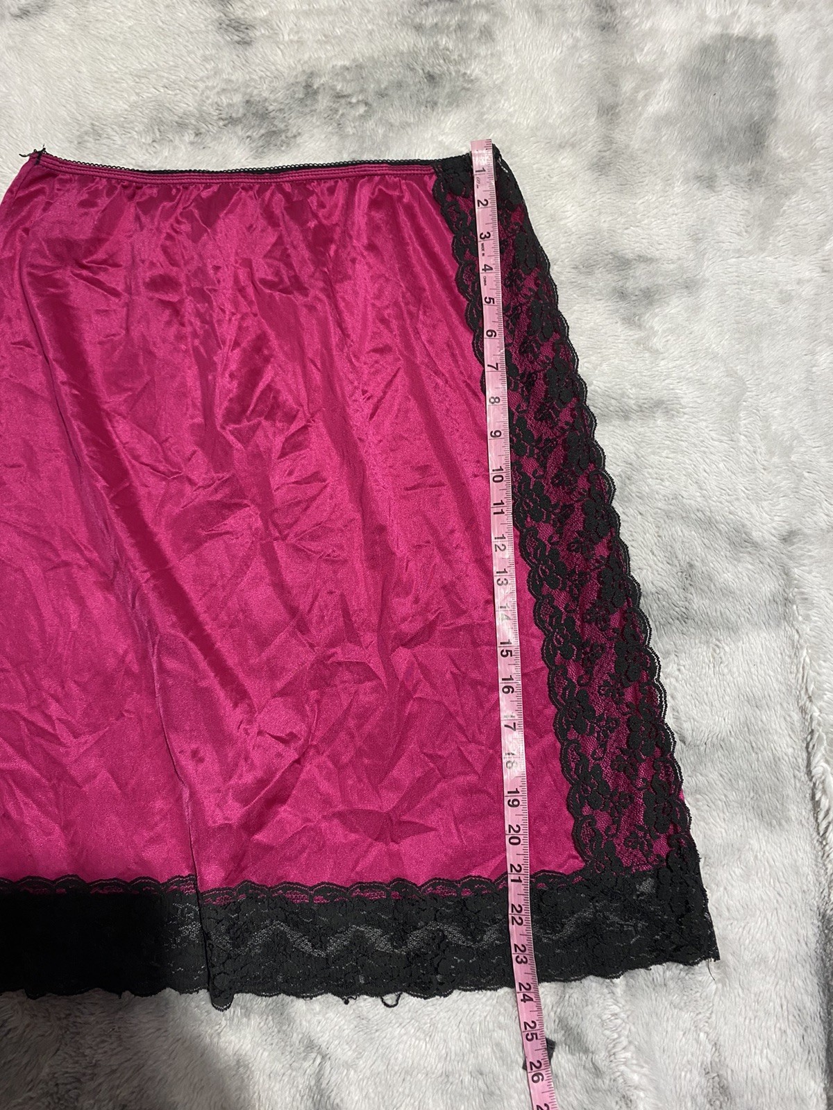Vintage Dawn To Dusk Half Slip Skirt Magenta Pink Black Lace Large 30/32