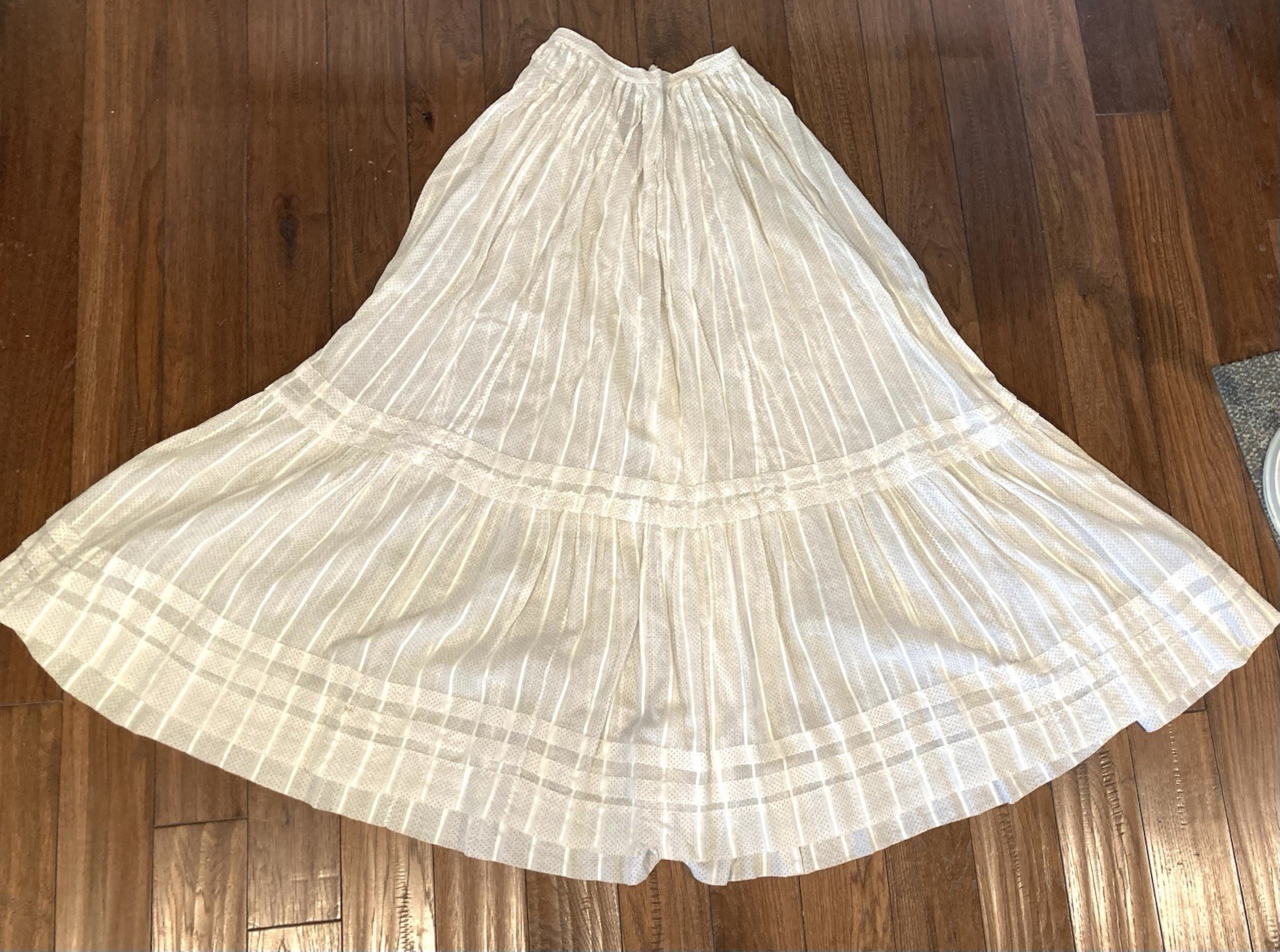 Vintage 1900s 1910s Victorian 2 pc dress thin cotton w dots pin tucks W 22