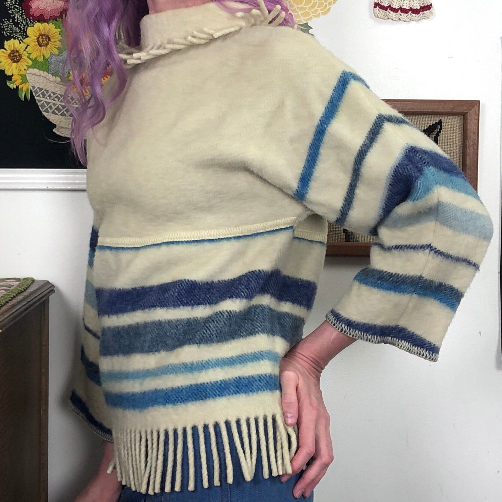 Vintage Lapp Lander Blanket Sweater, 70s Cream & Blue Fringed Wool Mockneck Sz S