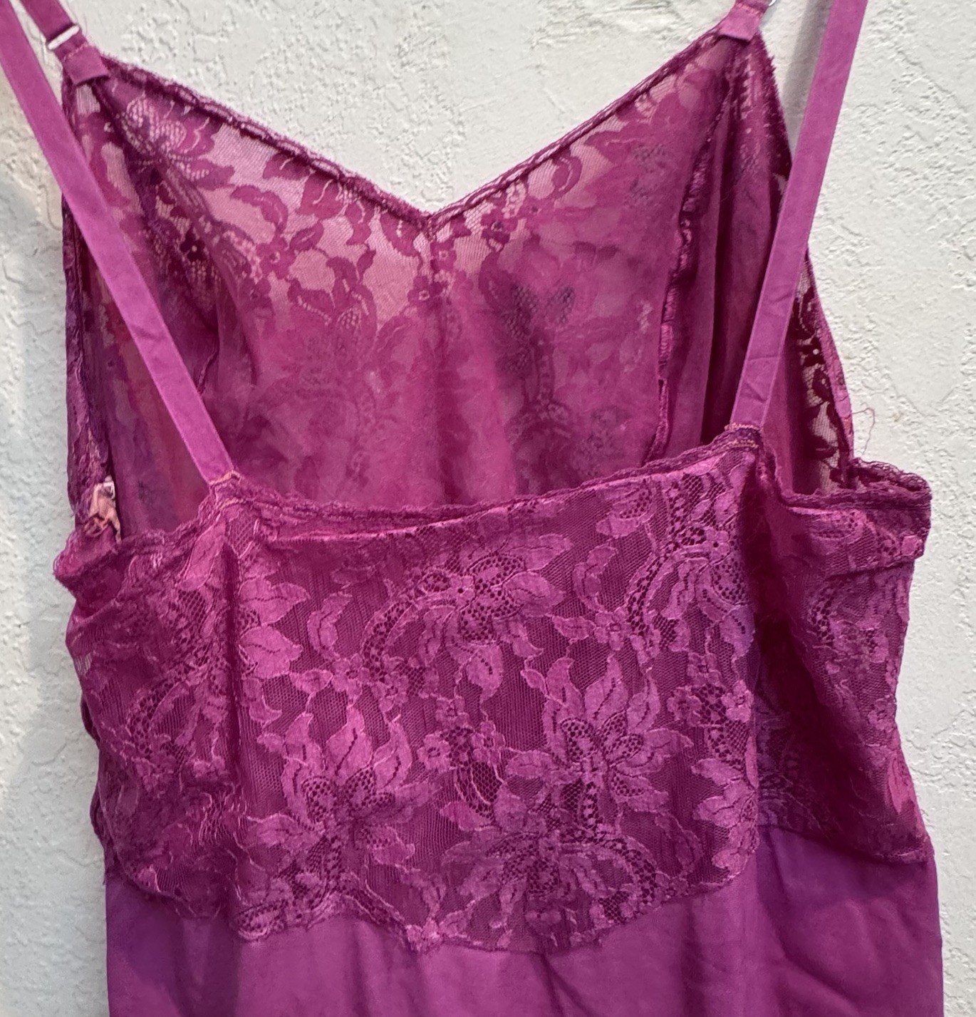 Unique Rare Fuchsia Rhinestone Detailed Lace Slip Vintage Lingerie Sz L 12 / 14