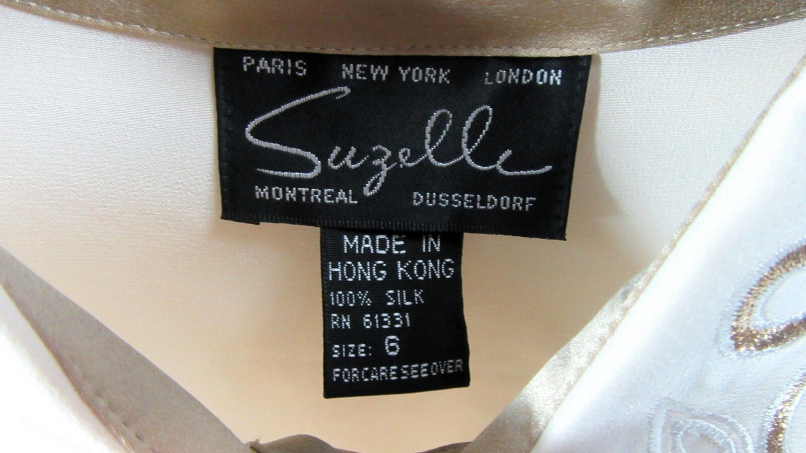 VINTAGE SUZELLE BUTTON DOWN SILK BLOUSE EMBROIDERED COLLAR/WRISTS SIZE 6 W/ TAG!