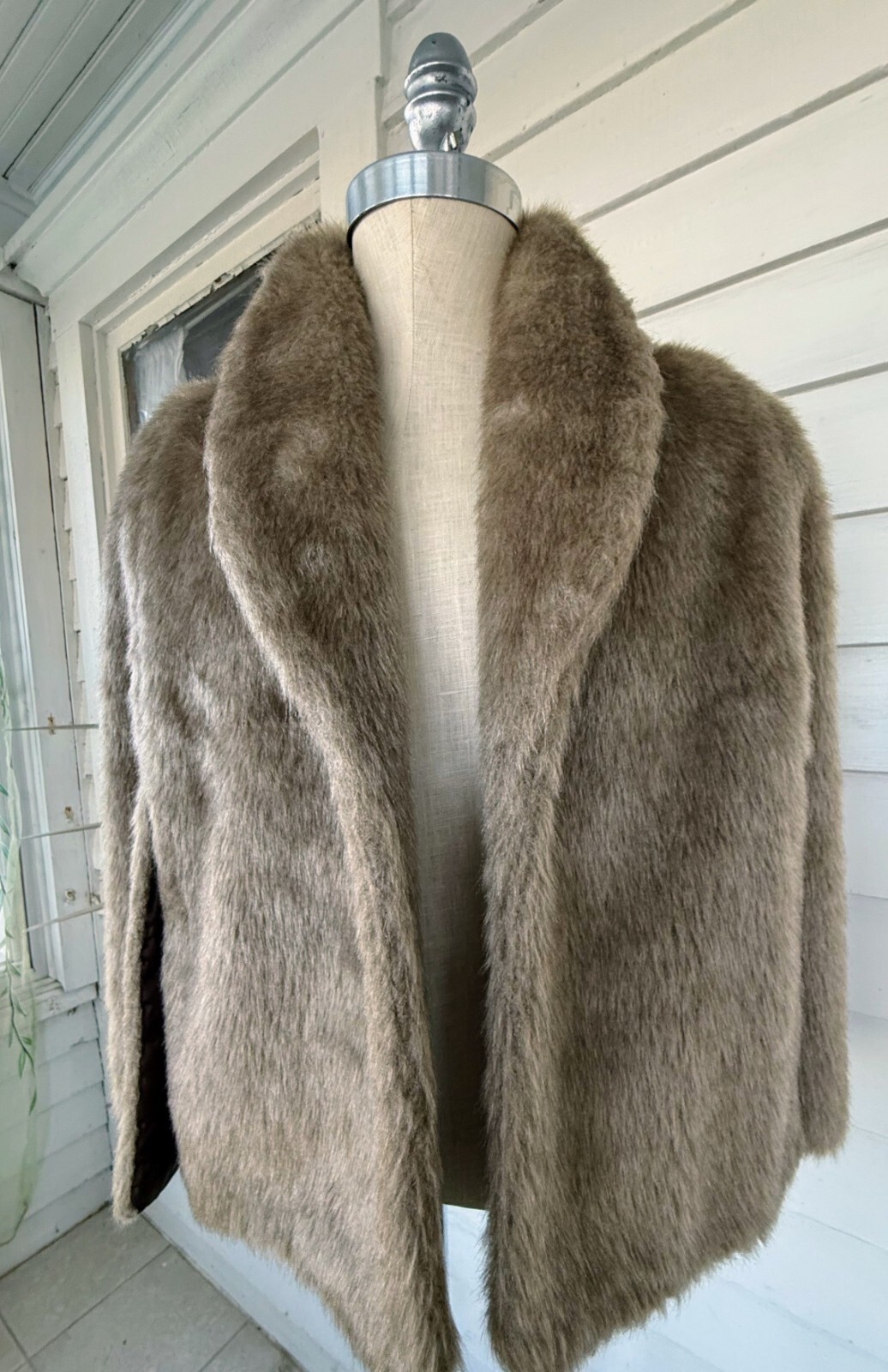 Vintage 60’s Faux Fur Stole/Cape/Wrap Warm Beige