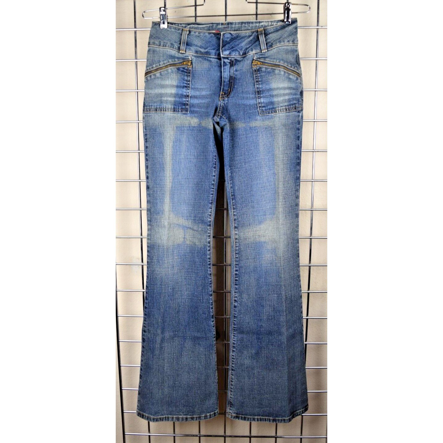 Vintage Guess Jeans Alien Fade 28 x 32 90s Stretch Zip Pocket Low Rise Made USA