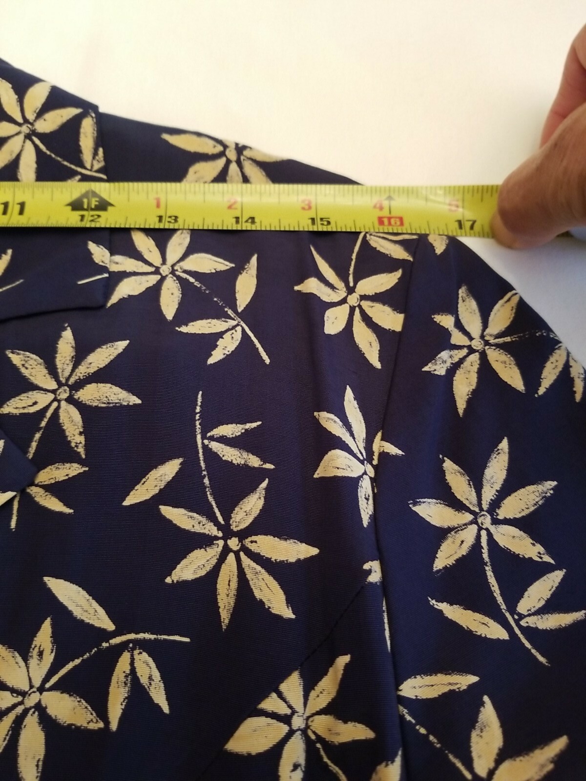 Vintage, ED Michaels Women’s Blue Floral Wide 10- 12″ Leg Jumpsuit Size 6.