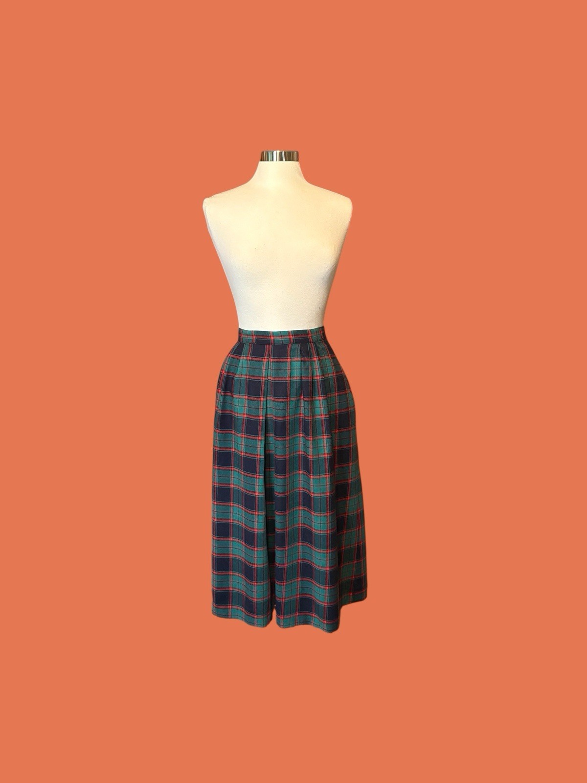 Vintage 80’s Red Green Plaid Wool Midi Skirt 30 Inch Waist