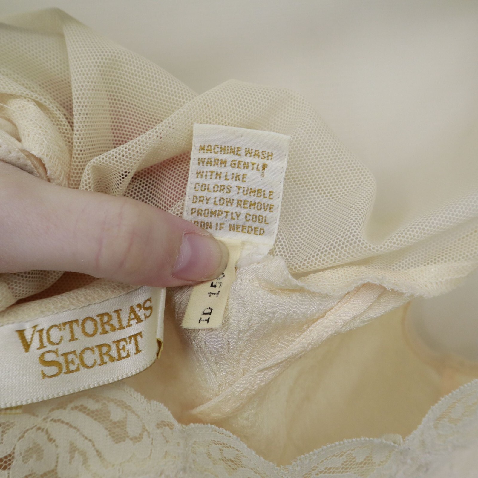 Victoria’s Secret Lace Slip Dress Women M Yellow Fairycore Y2K Coquette Vintage