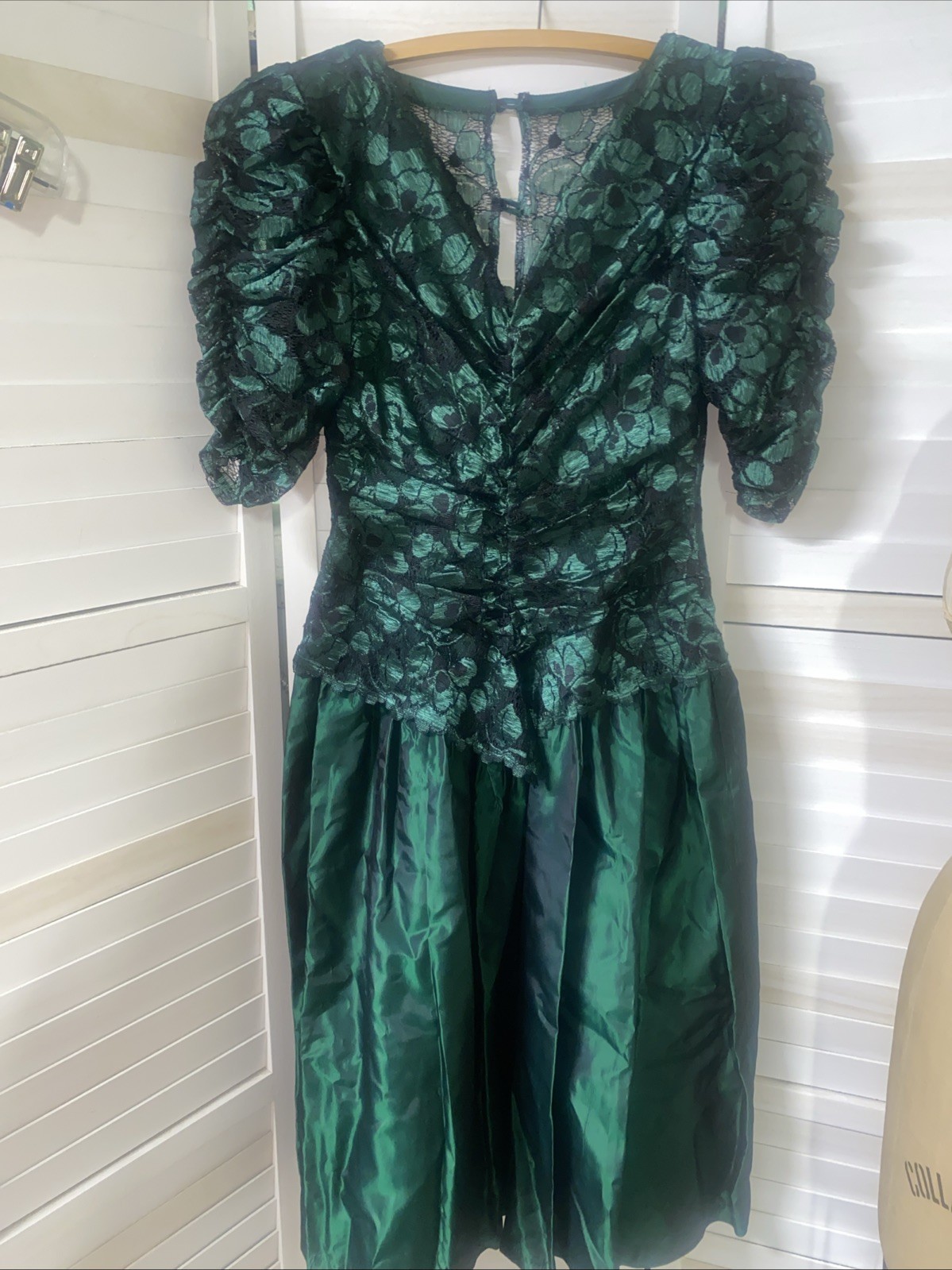 80s Atina Karon Crosby Green Taffeta Black Lace Cocktail Formal Dress Medium