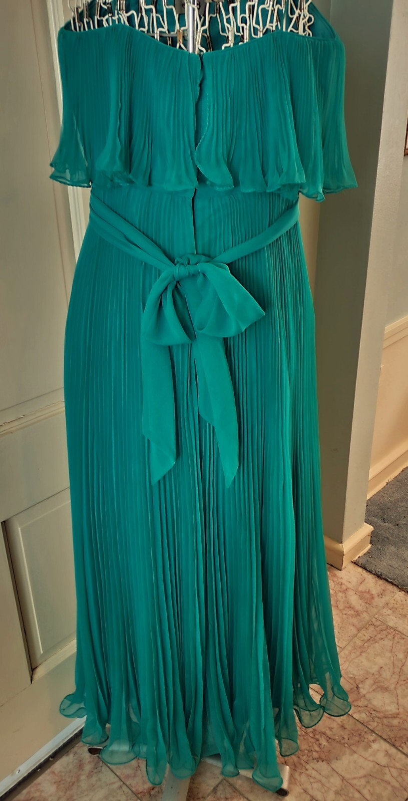 VTG 70s SHEER CHIFFON PLEATED DRESS GOWN Jade Green SIZE S/M Prom Wedding Formal