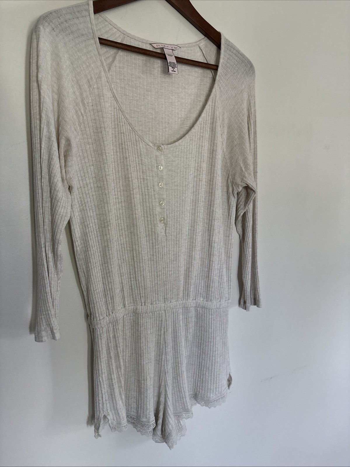 Victoria’s Secret Romper Sz M Ivory lace trimmed long sleeved ribbed Romantic