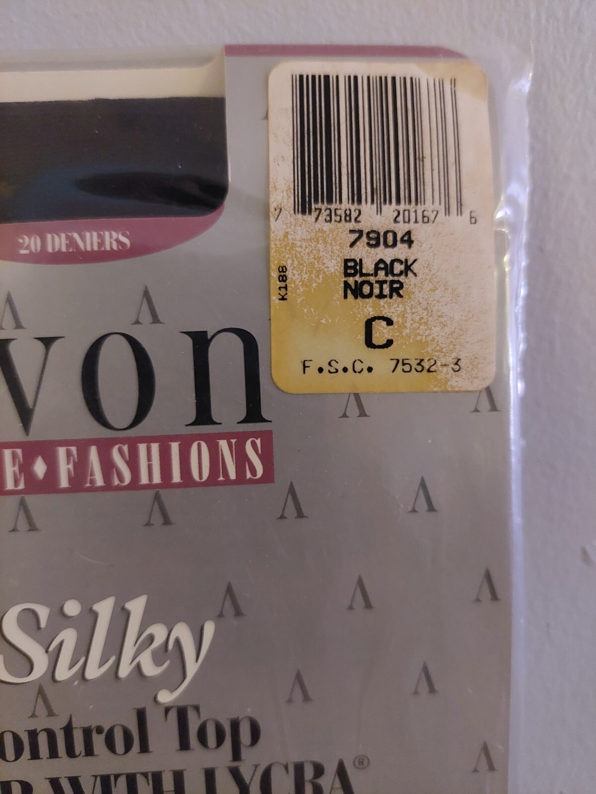 Vintage Pantyhose Avon Fashion Color Black Size C BDR1
