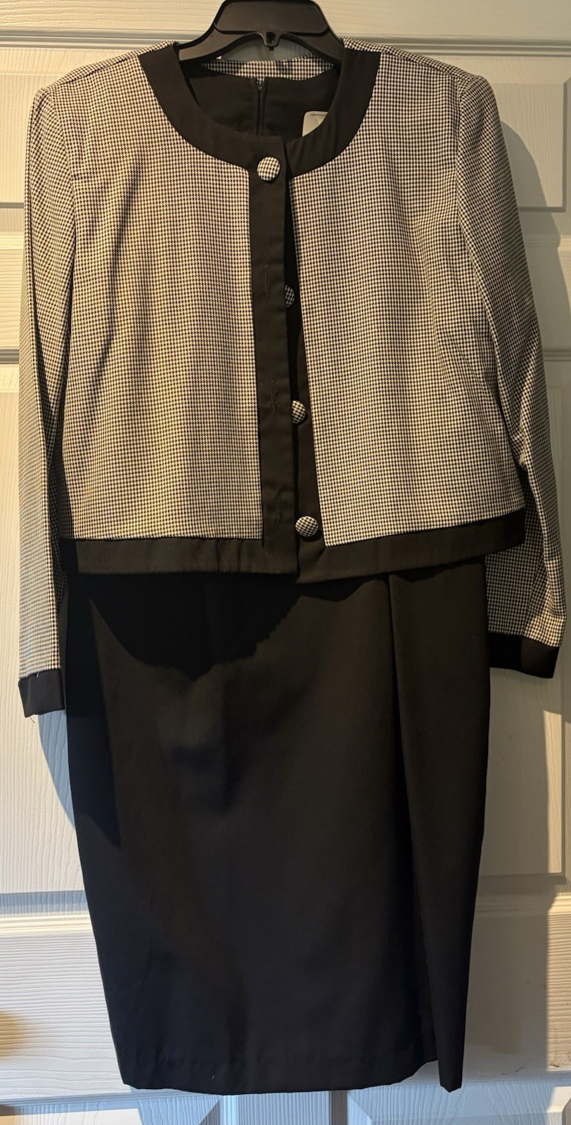 Women’s Dress With Jacket-Vintage-Black And White With shoulder Pads