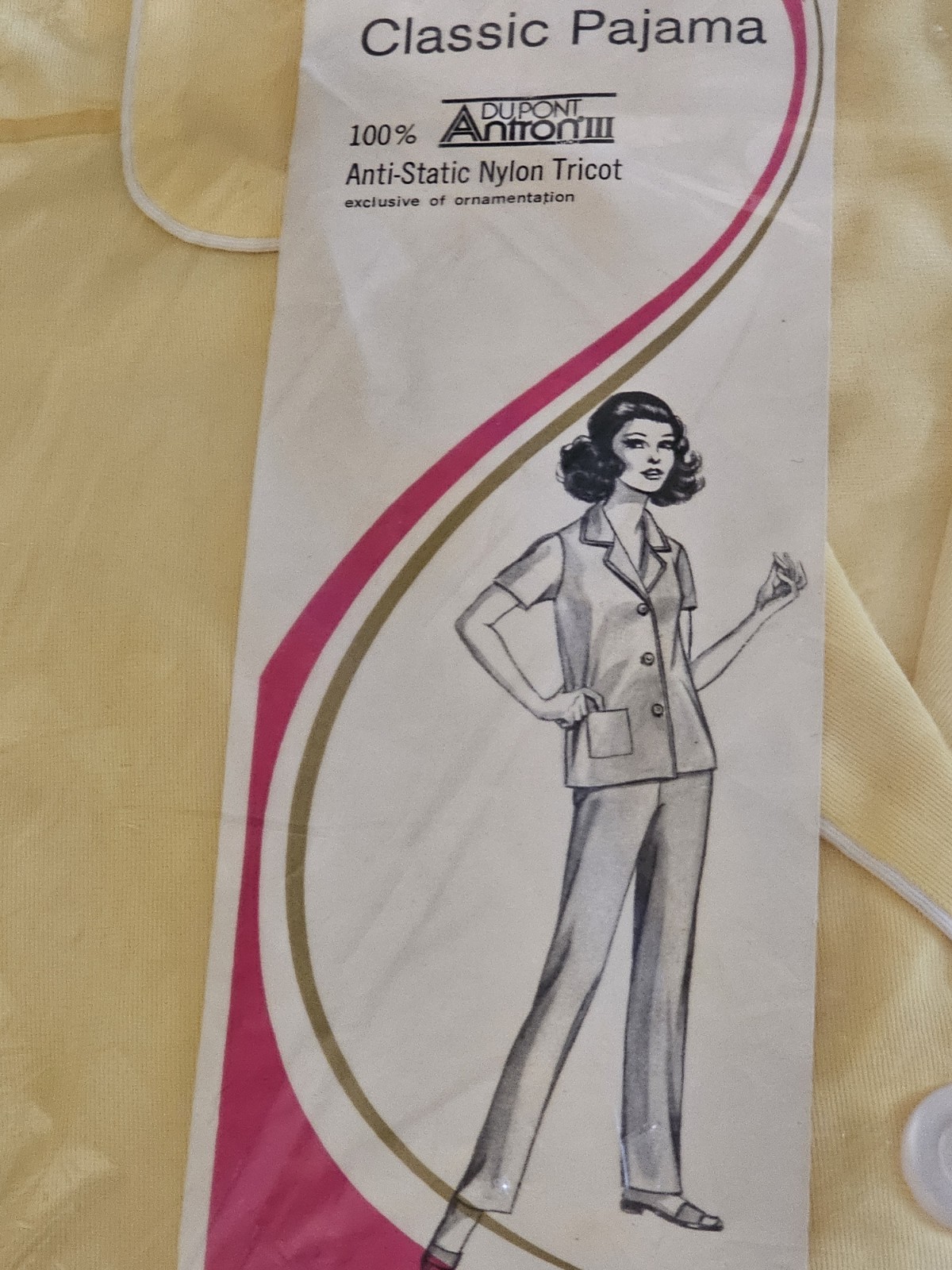 Vtg JCPenney Classic Pajama Set Sz 34 NOS 100% Nylon Antron III Yellow Tricot