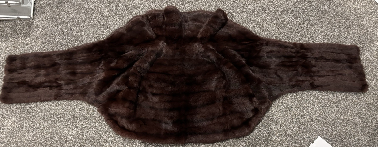 Vintage Collared Mink Fur Stole Cape Lined with 2 Pockets! Bullock’s Santa Ana