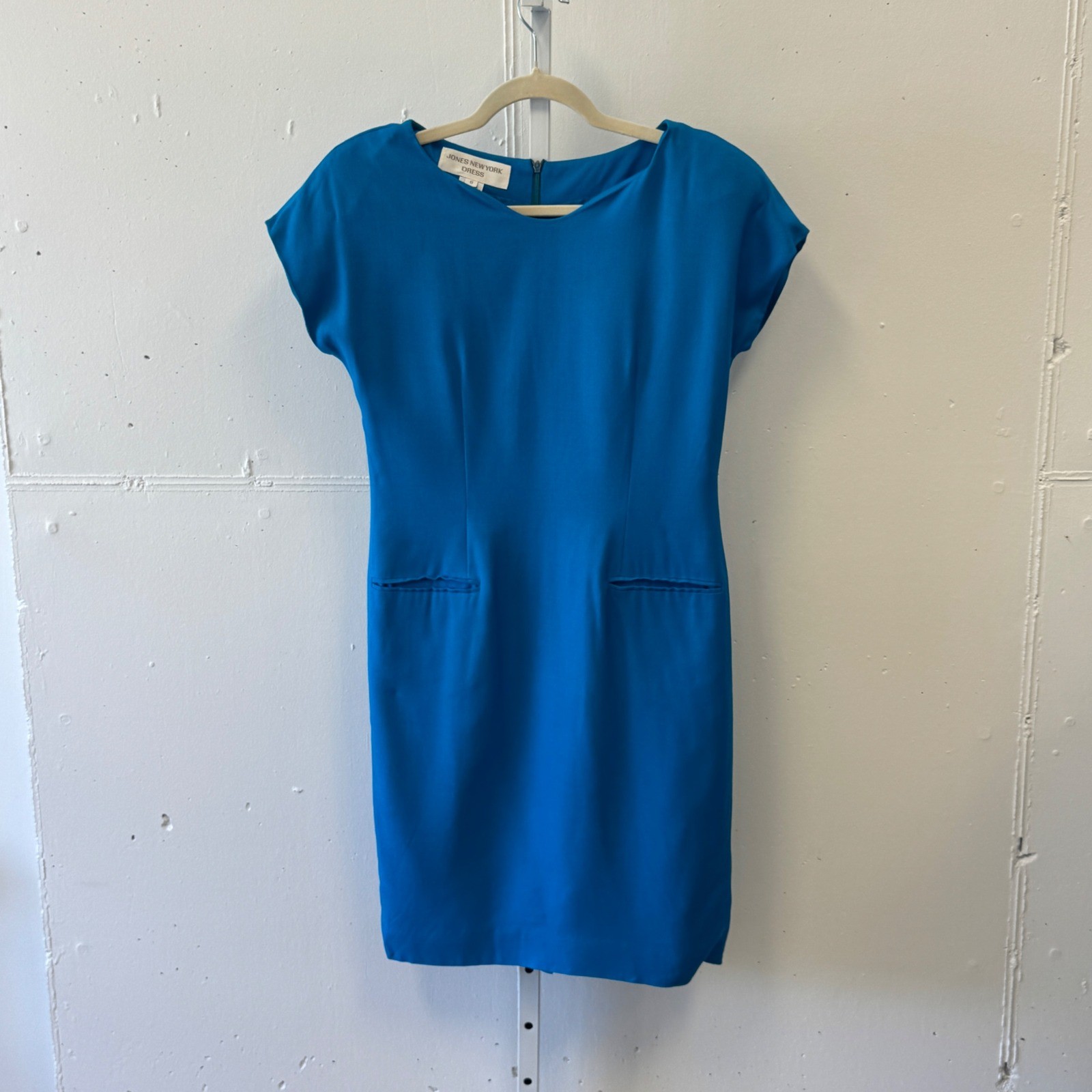 Vintage Jones New York Knee Length Dress Blue Cap Sleeve Sheath Career Size 8