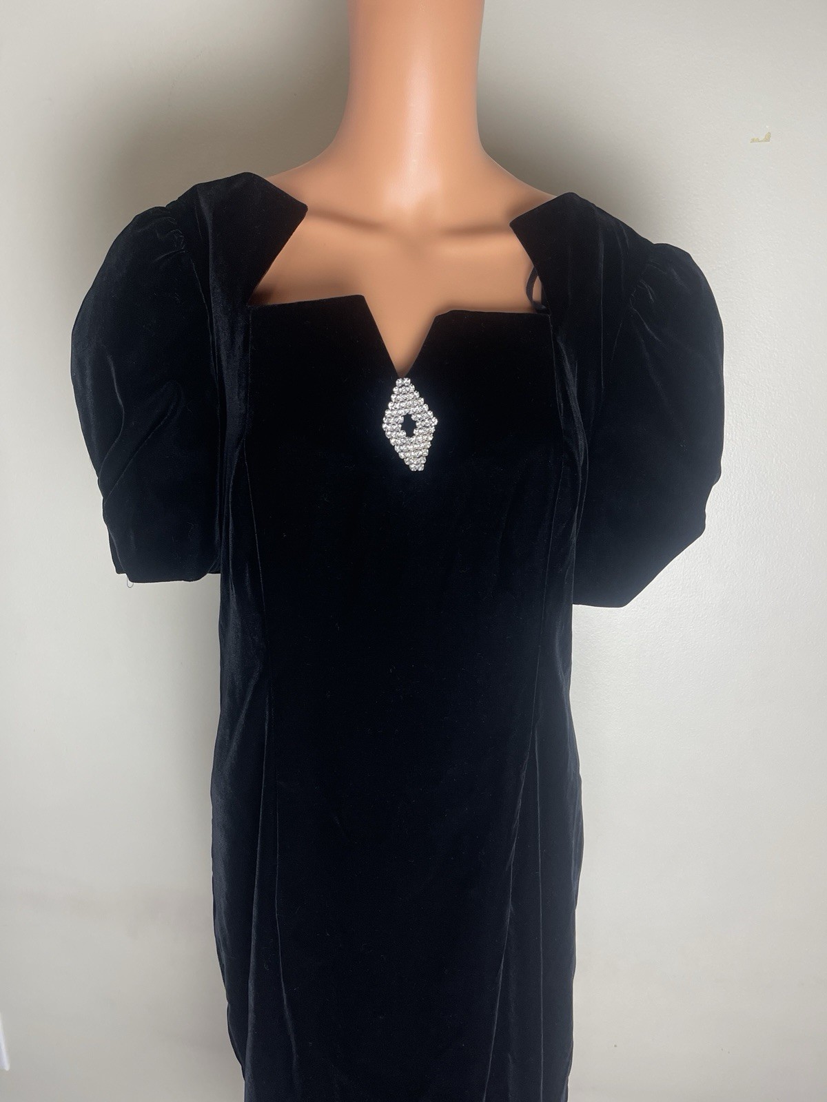 Vintage 80s Cachet Bari Protas Black Velvet Cocktail Evening Dress Size 11/12