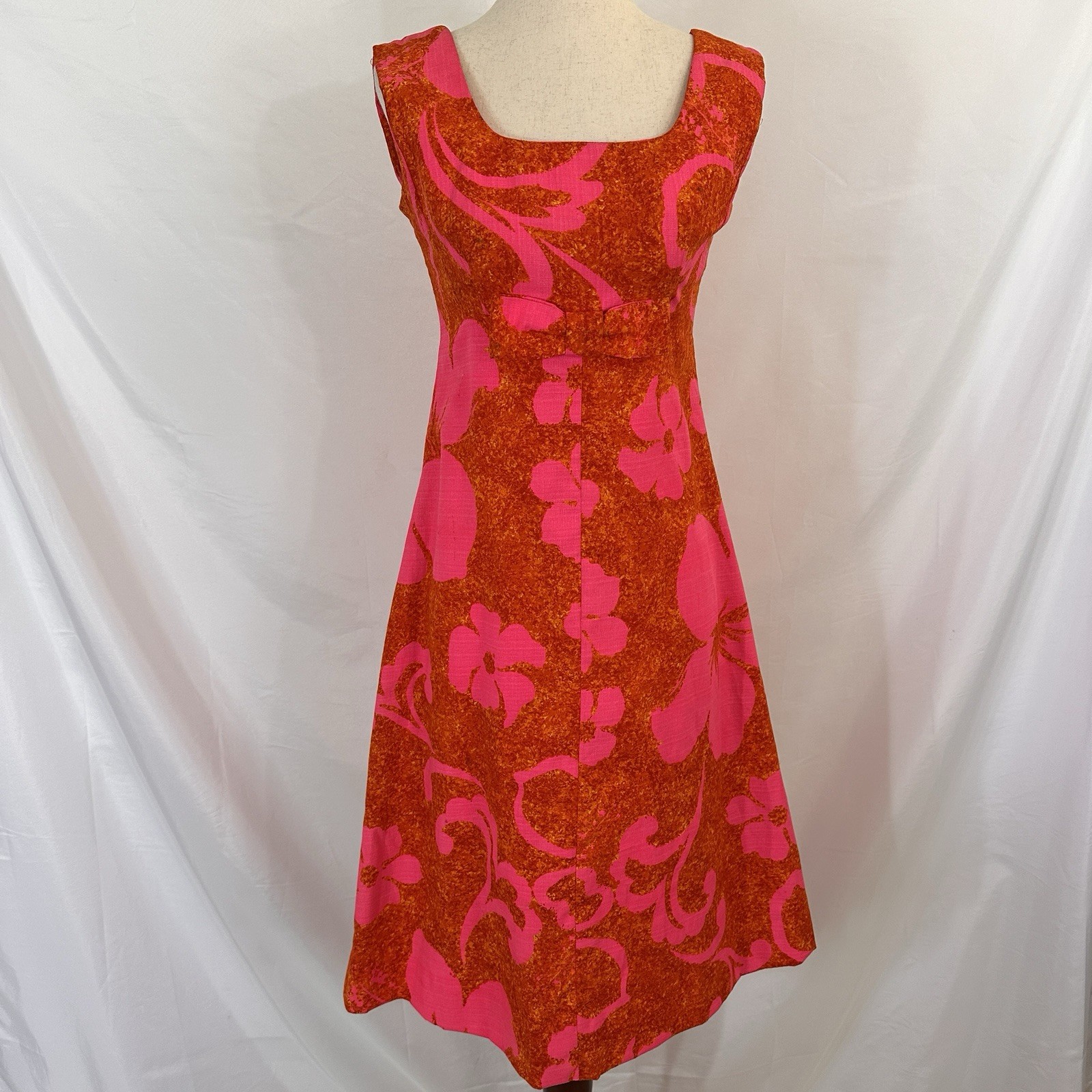 VINTAGE Hawaiian Barkcloth Dress Hibiscus Floral Empire Waist Size XS / S