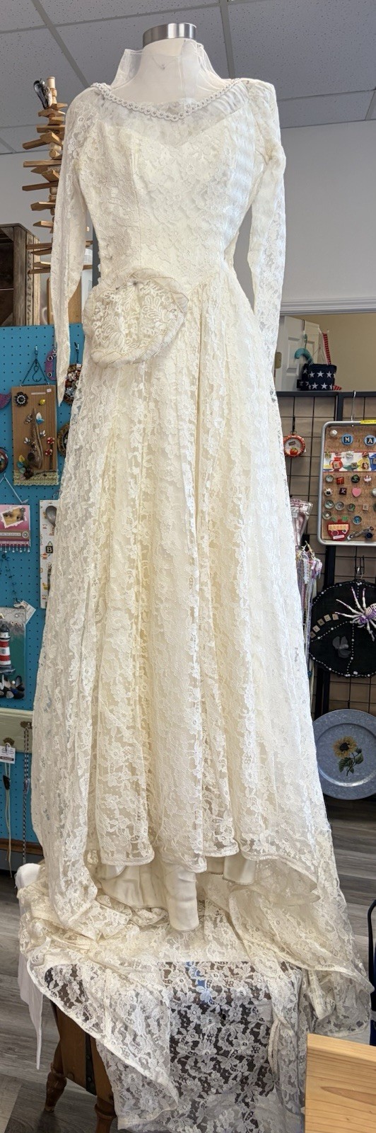 Lace Wedding Dress With Head Cap Train VTG 1951
