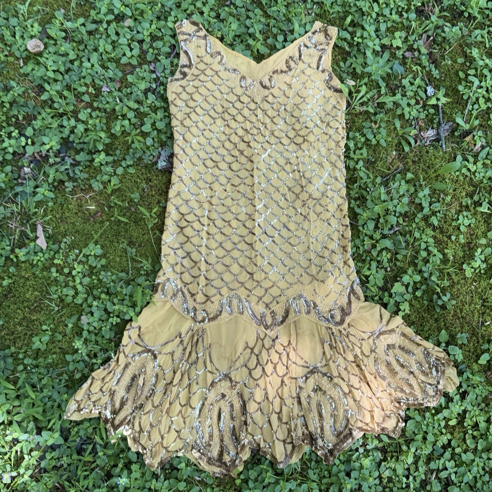 Vintage 1920s Flapper Dress Gold Sequin Silk Chiffon Fish Scale Beaded Gatsby S