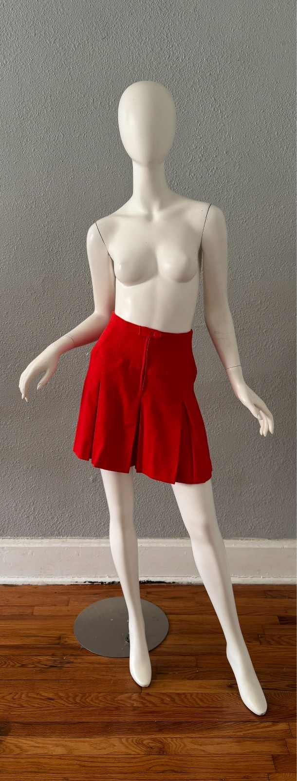 Vintage 60s 70s Red Wool MOD Pleated Mini Culottes Shorts M