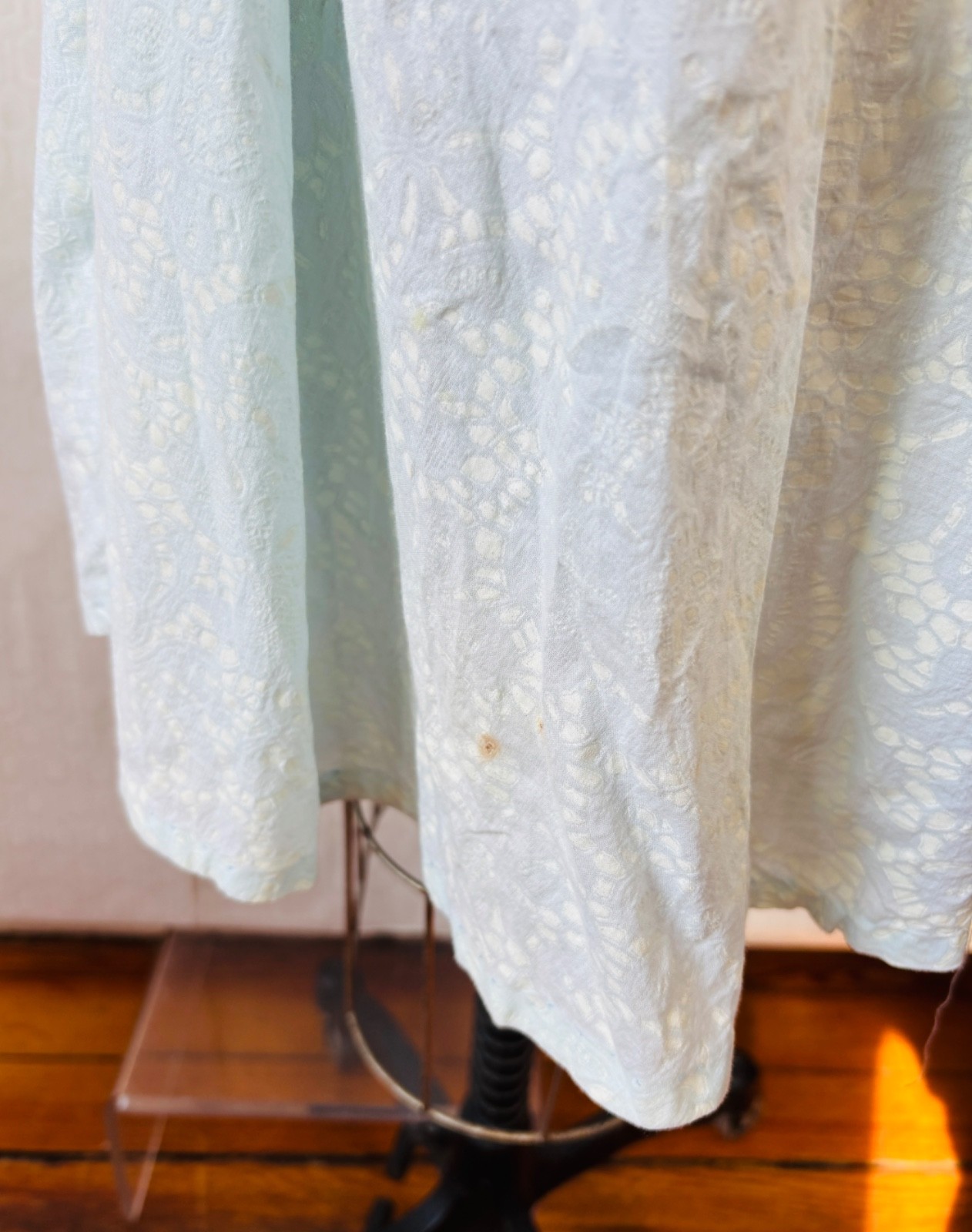 VTG 40’S HANDMADE SEMI SHEER MINTY BLUE FLORAL COTTON LACE WRAP HOUSE DRESS*S