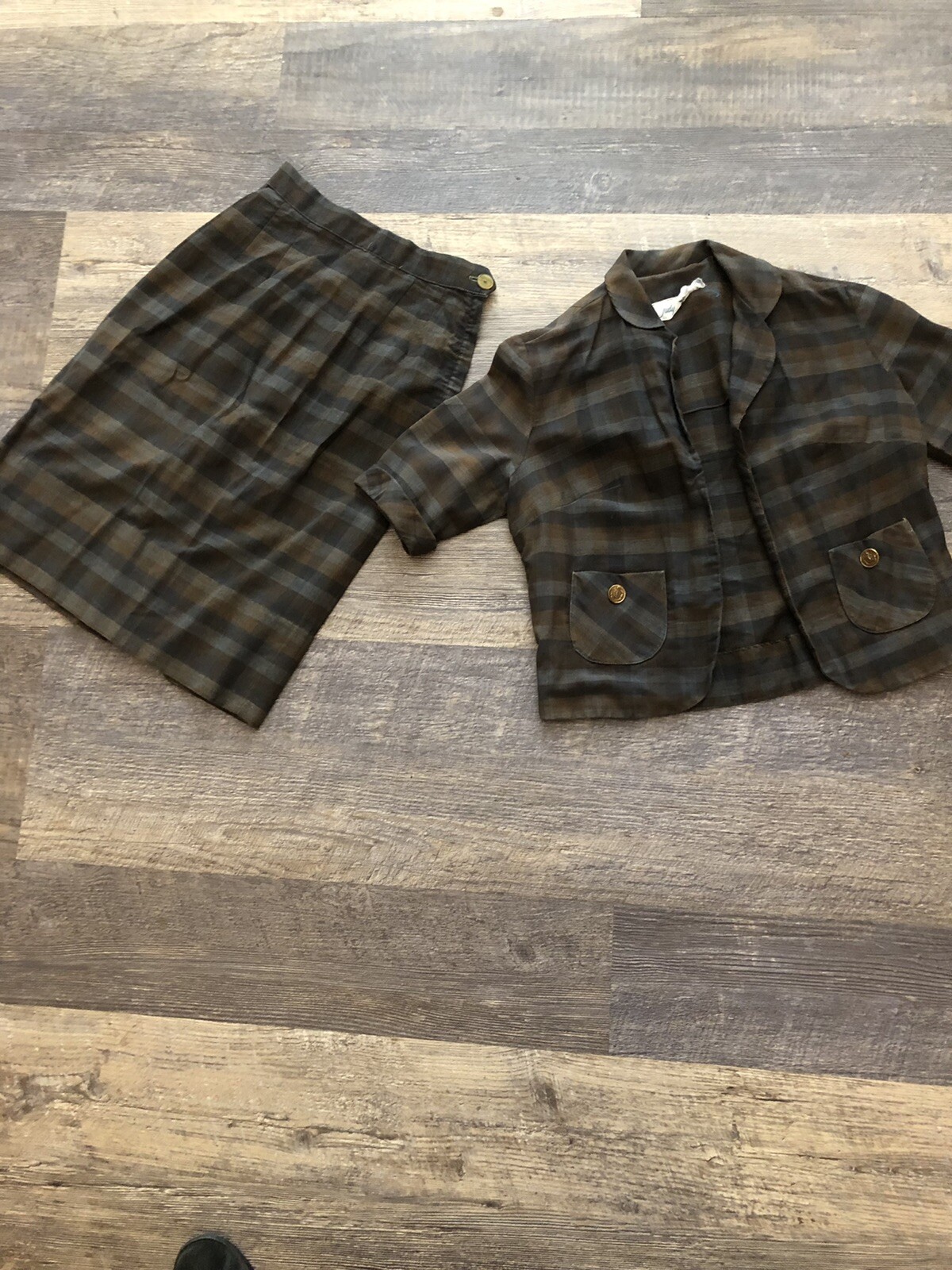 1960’s Judy Wayne Multi Color Green And Blue Plaid Cotton Skirt Suit Set