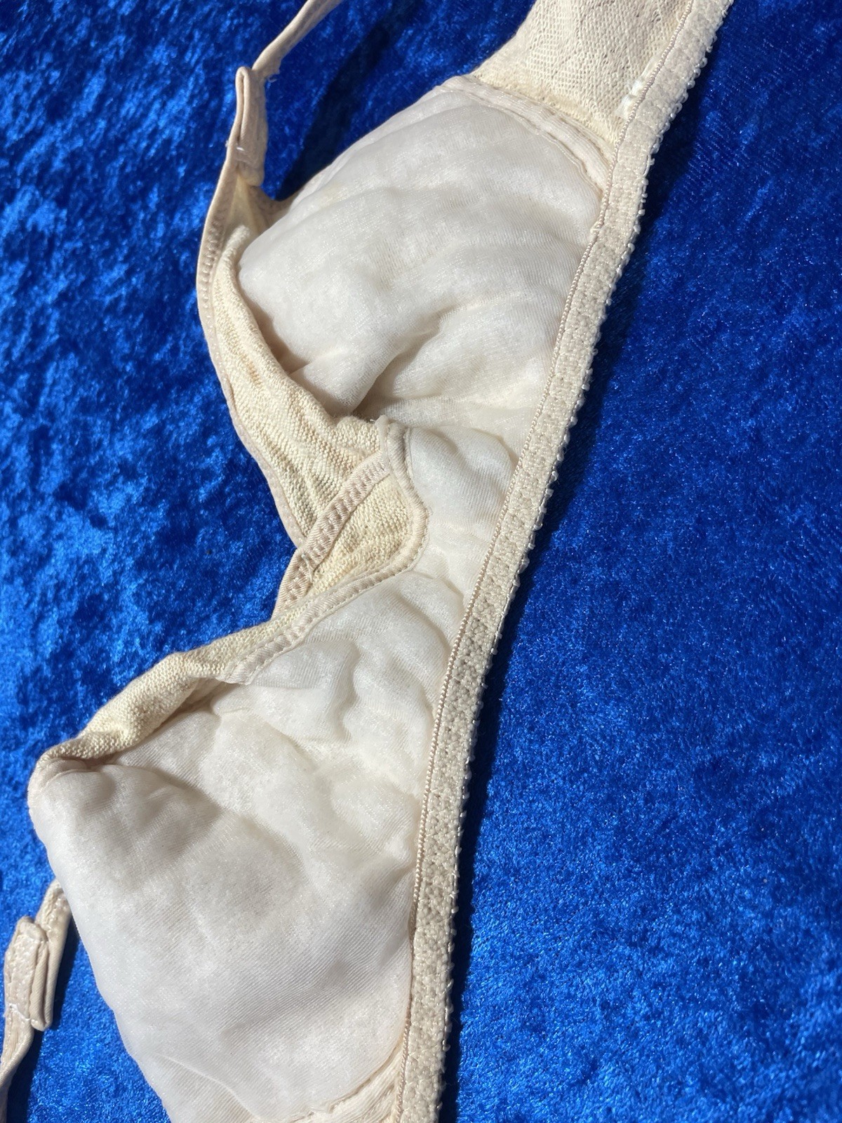 Vintage Beige Wireless Bra Medium No Tag See Pics