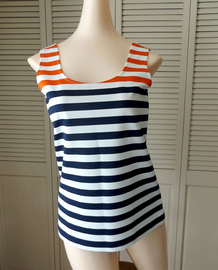 2 VINTAGE 60s 70s NM Graff CaliforniaWear S/M Easy Care Poly Tops Stripes
