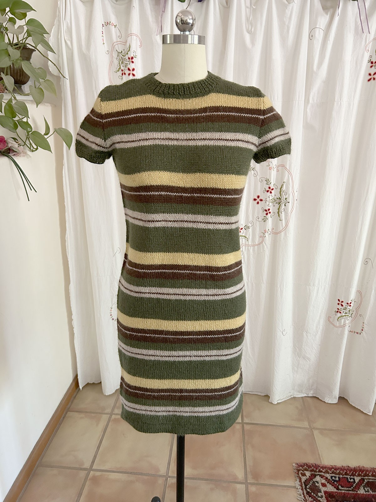 Vtg 60s Groovy Mod HAND KNIT Shift Dress Brown/Yellow/Green Wool Stripe 8/10